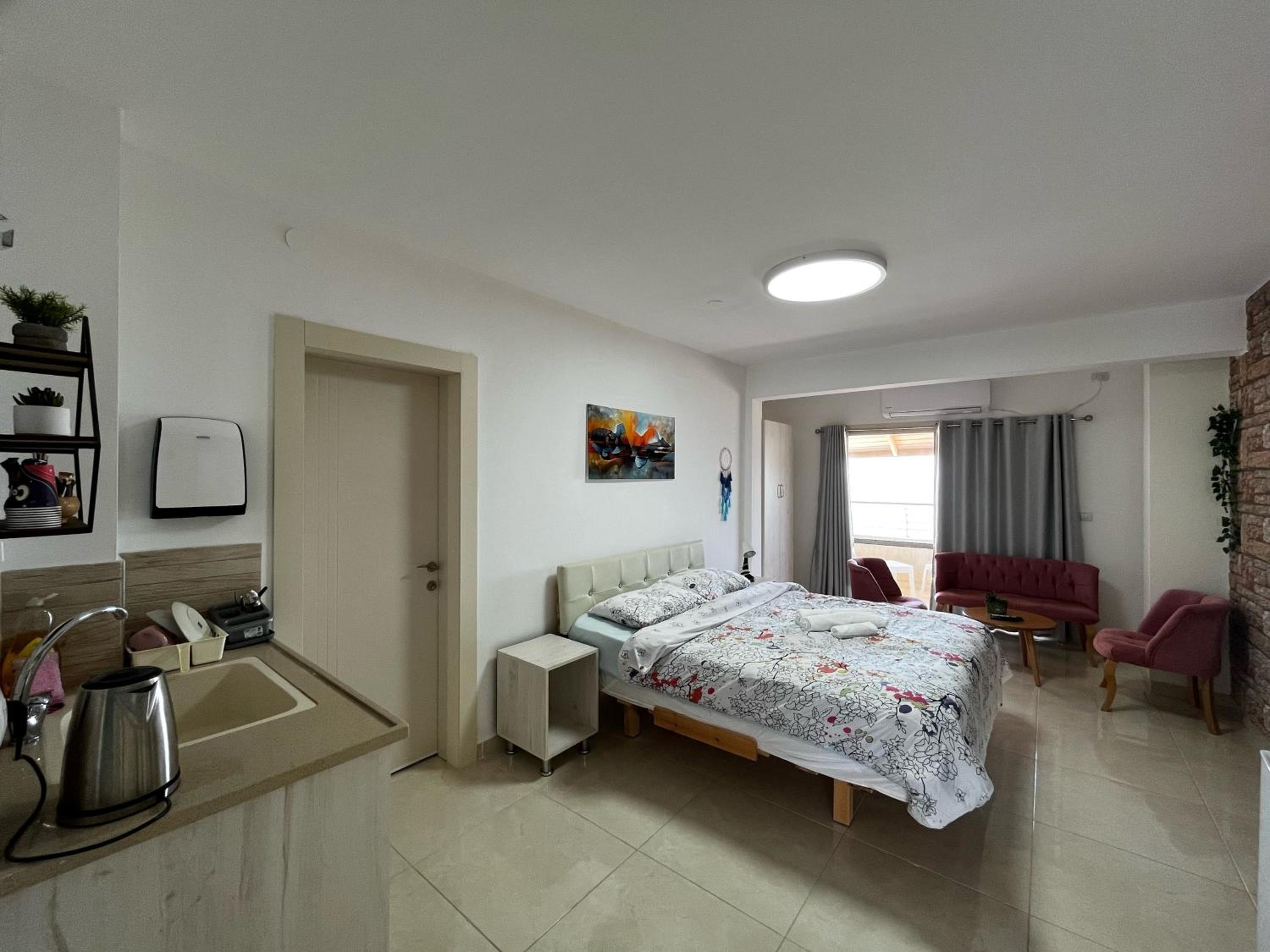 Family Suite - Photo 11