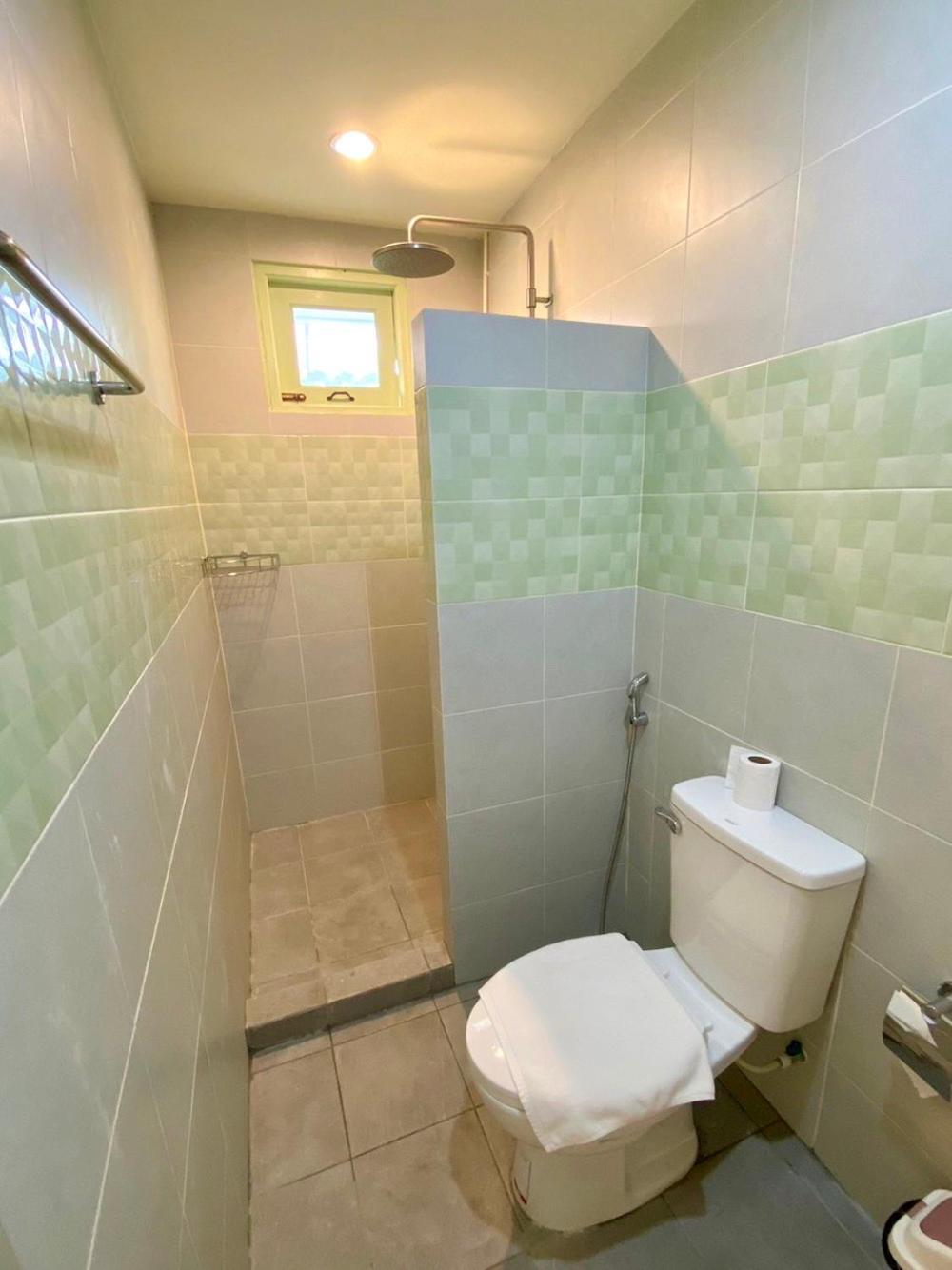 Budget Double Room - Photo 3