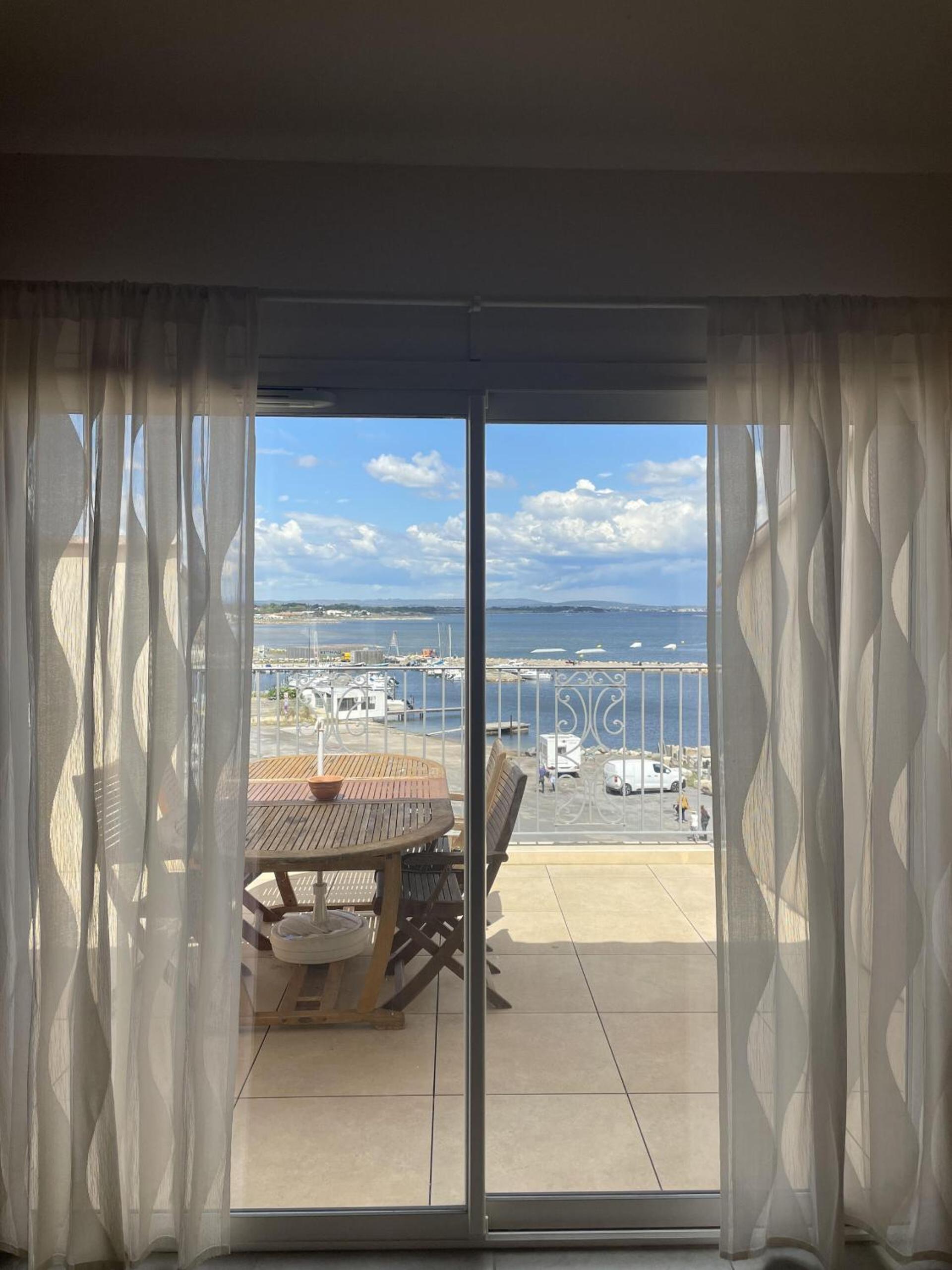 Apartment with Lake View photo 1
