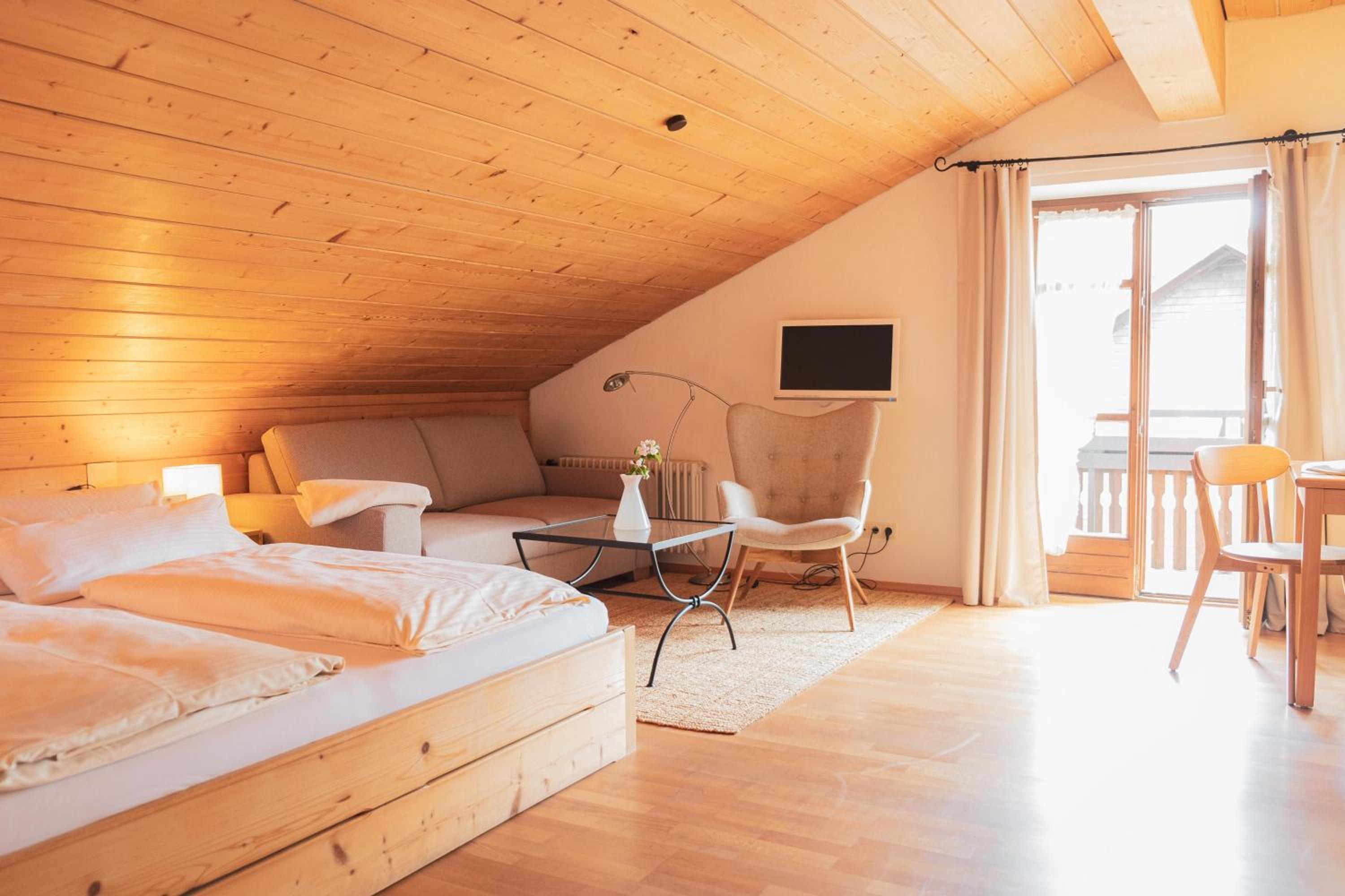 Apartment with Balcony