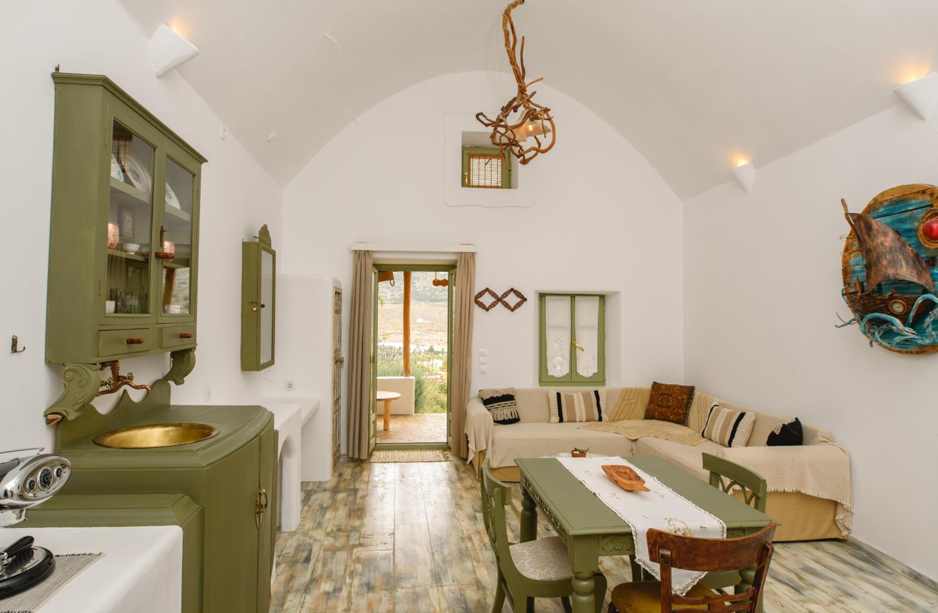 One-Bedroom Suite