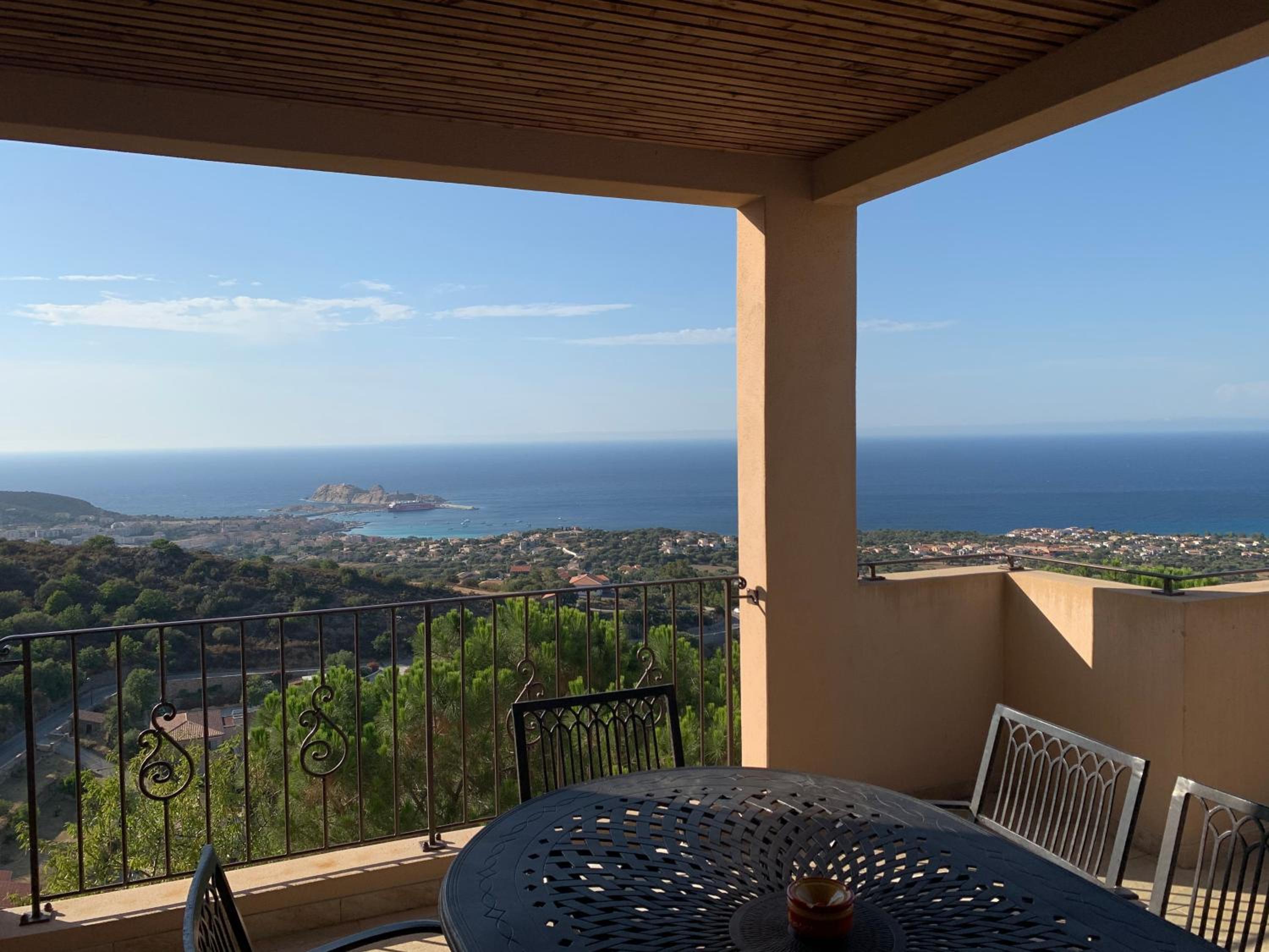 Two-Bedroom Villa ( 6 persons)
