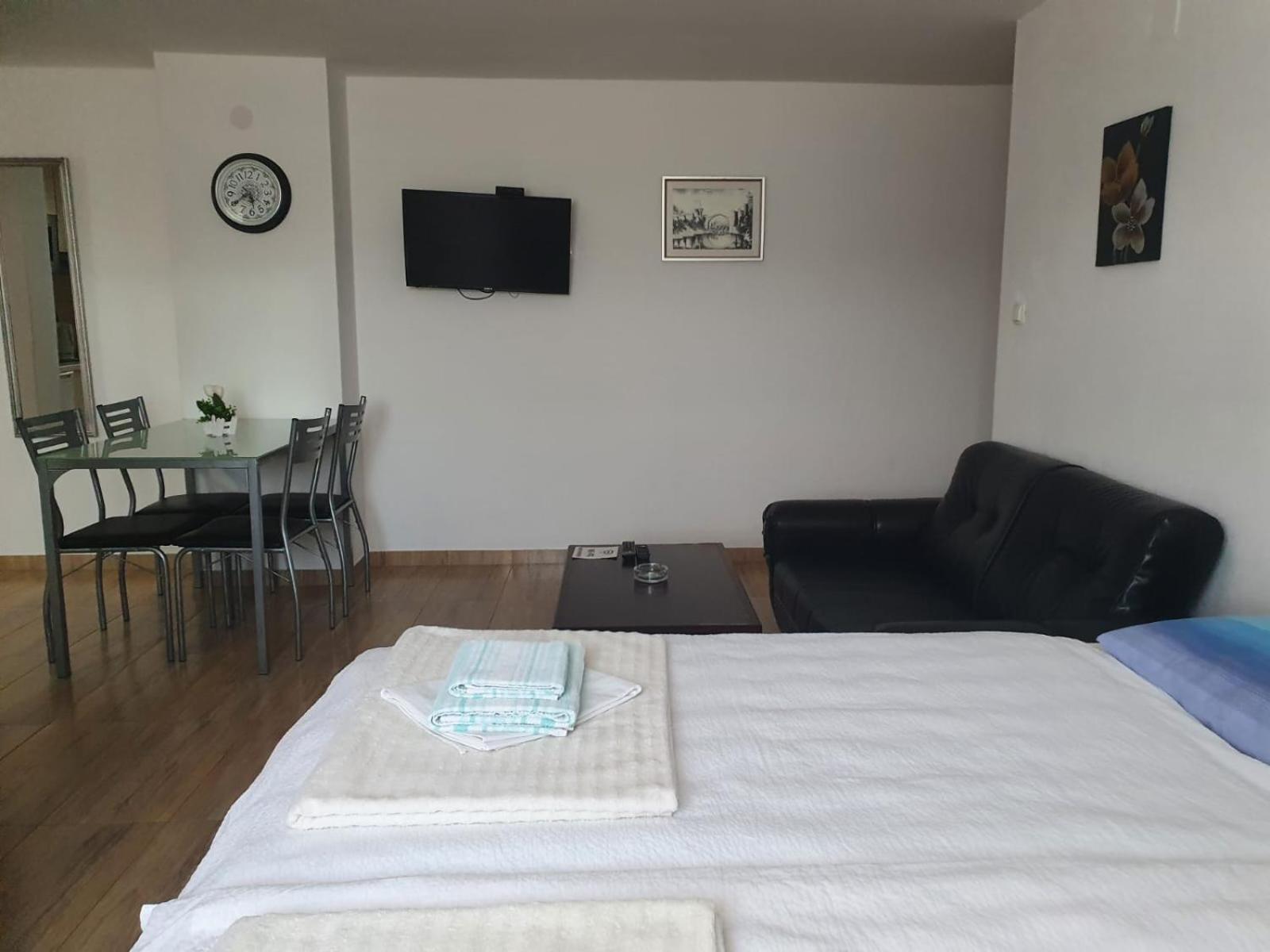 Apartment with Sea View photo 2