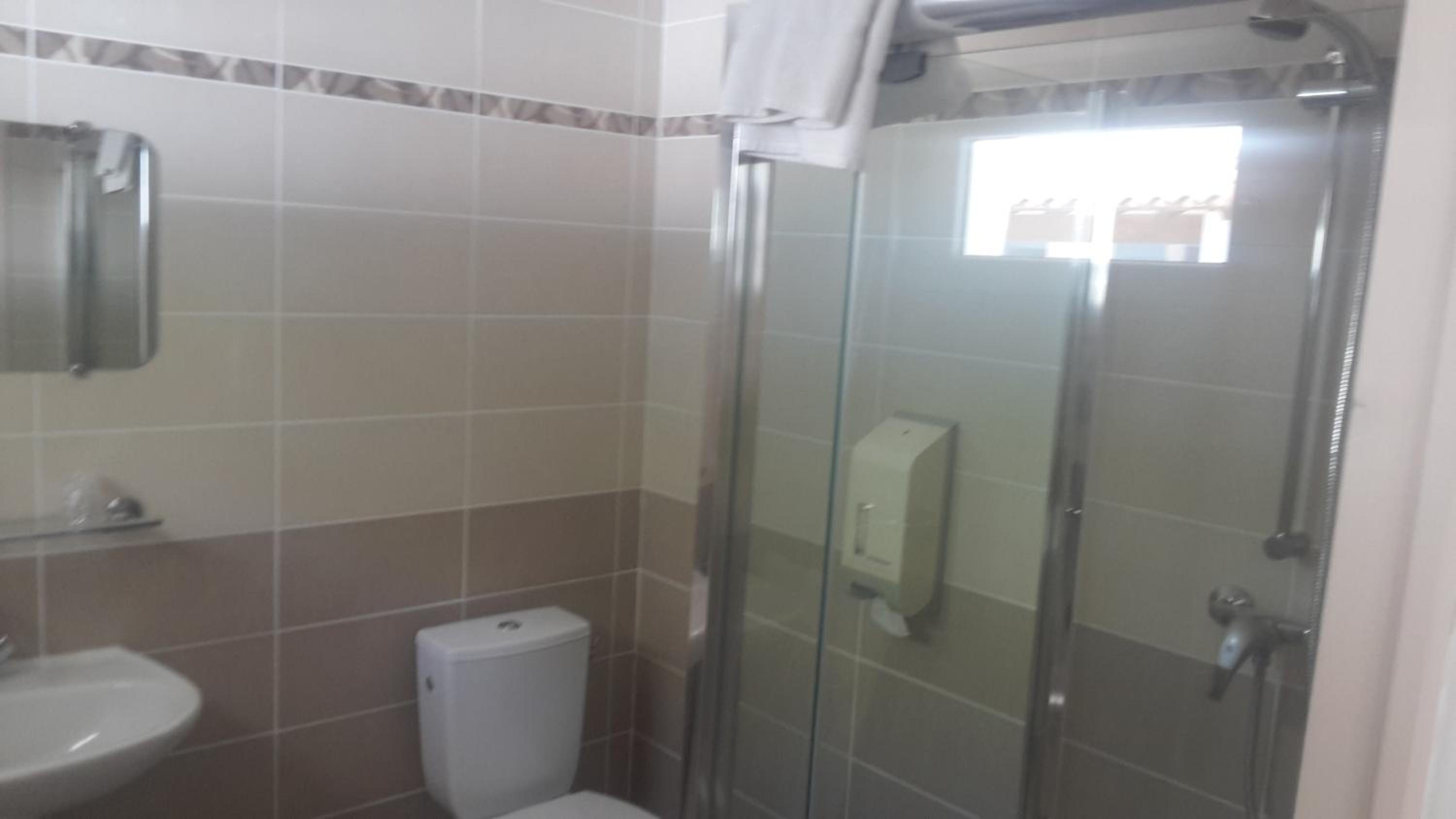 Double Room - Photo 2
