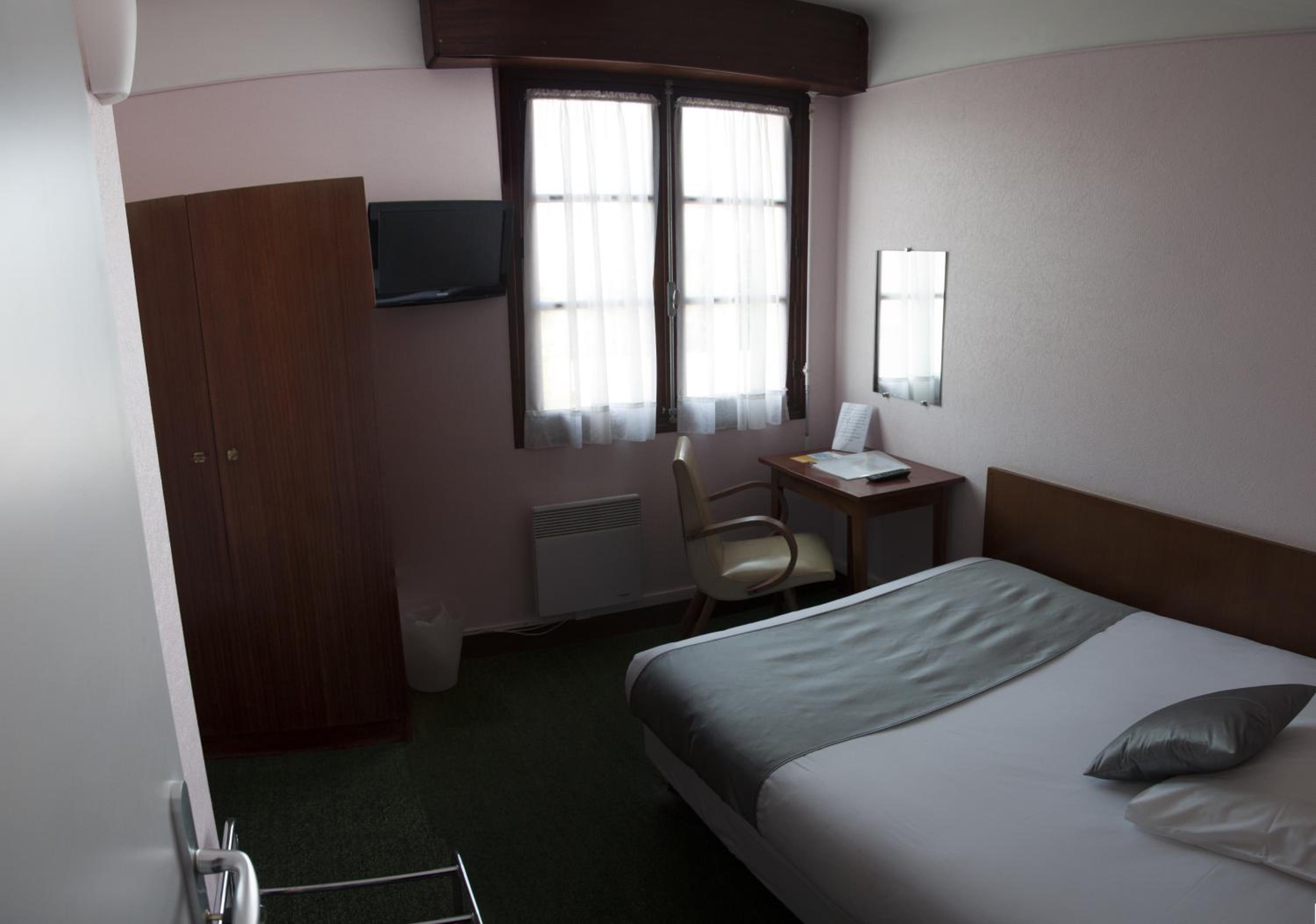 Standard Single Room with bed of 120cm photo 3