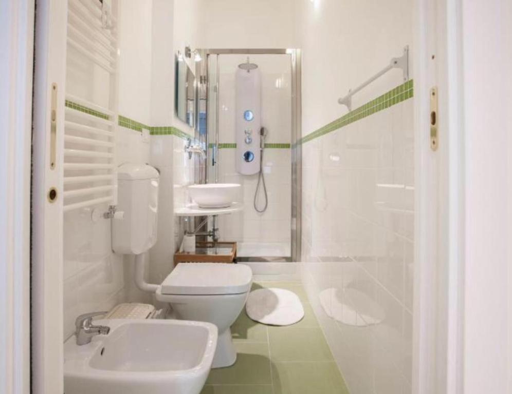 Double or Twin Room with Private External Bathroom photo 3