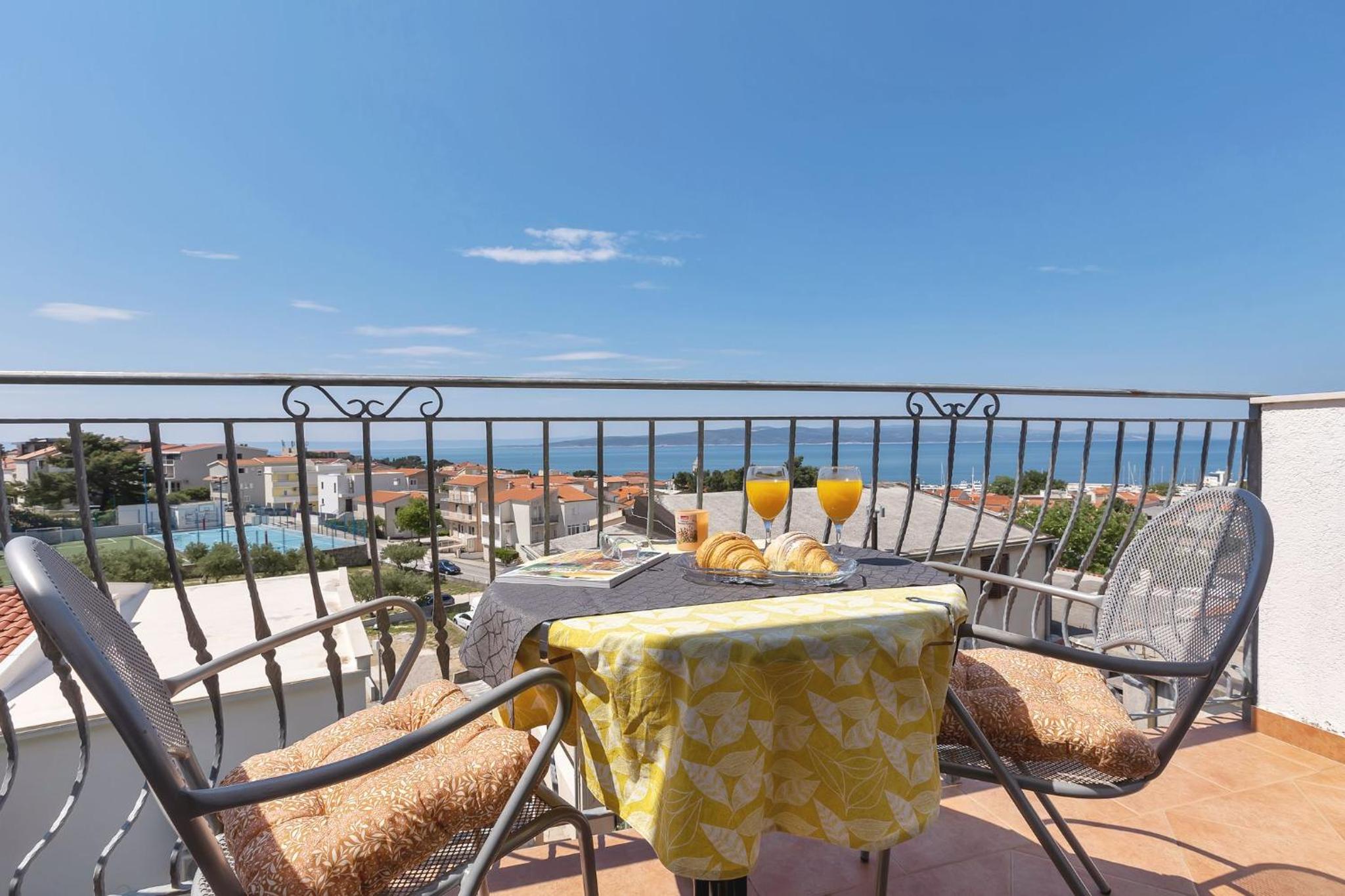 Apartment with Balcony