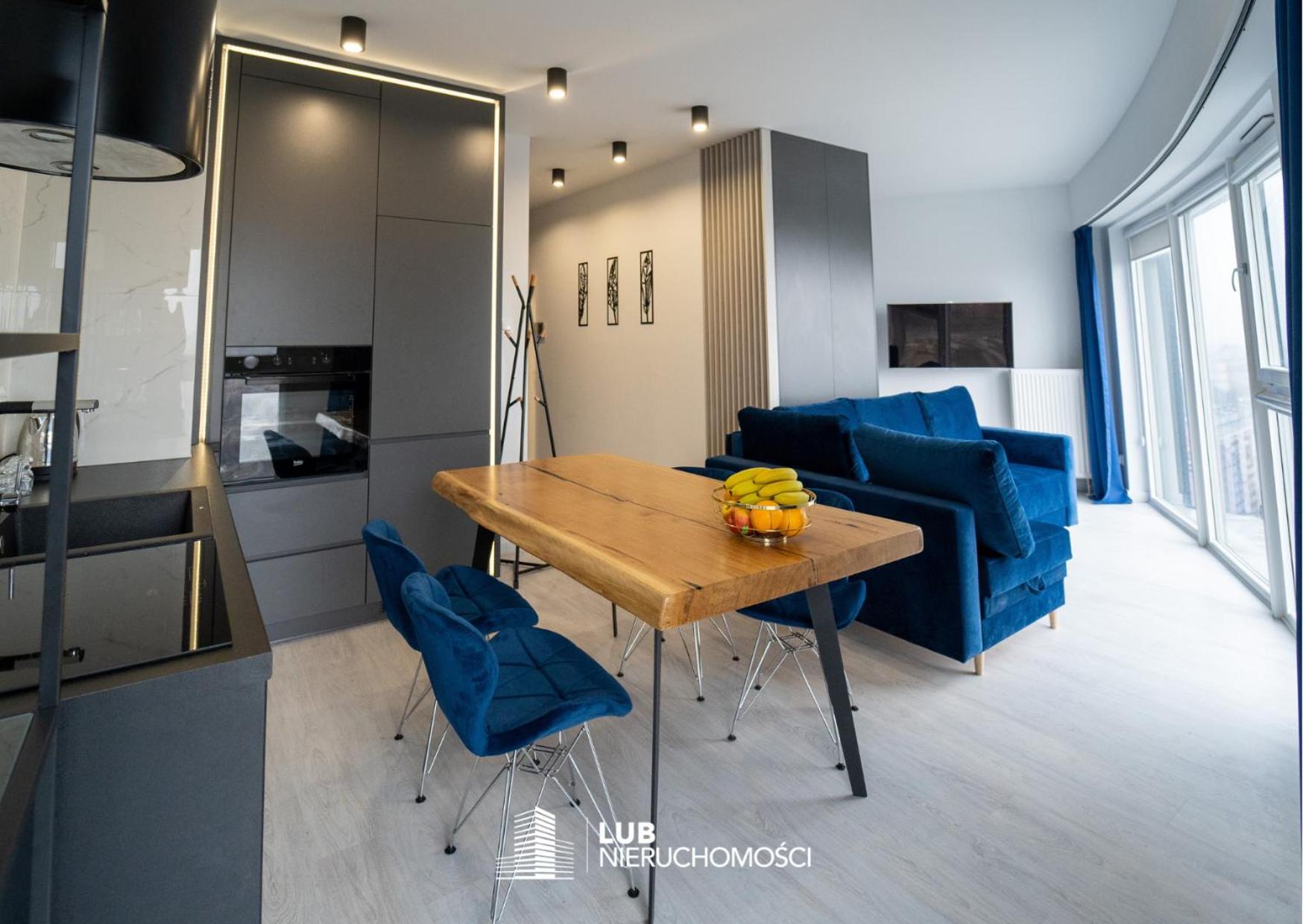 One-Bedroom Apartment - Photo 10