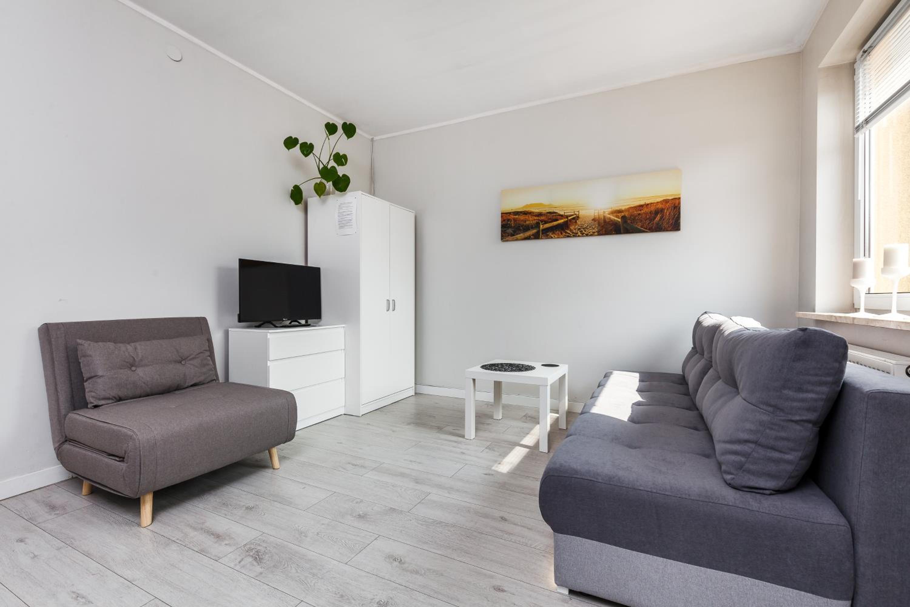 Family Room photo 1