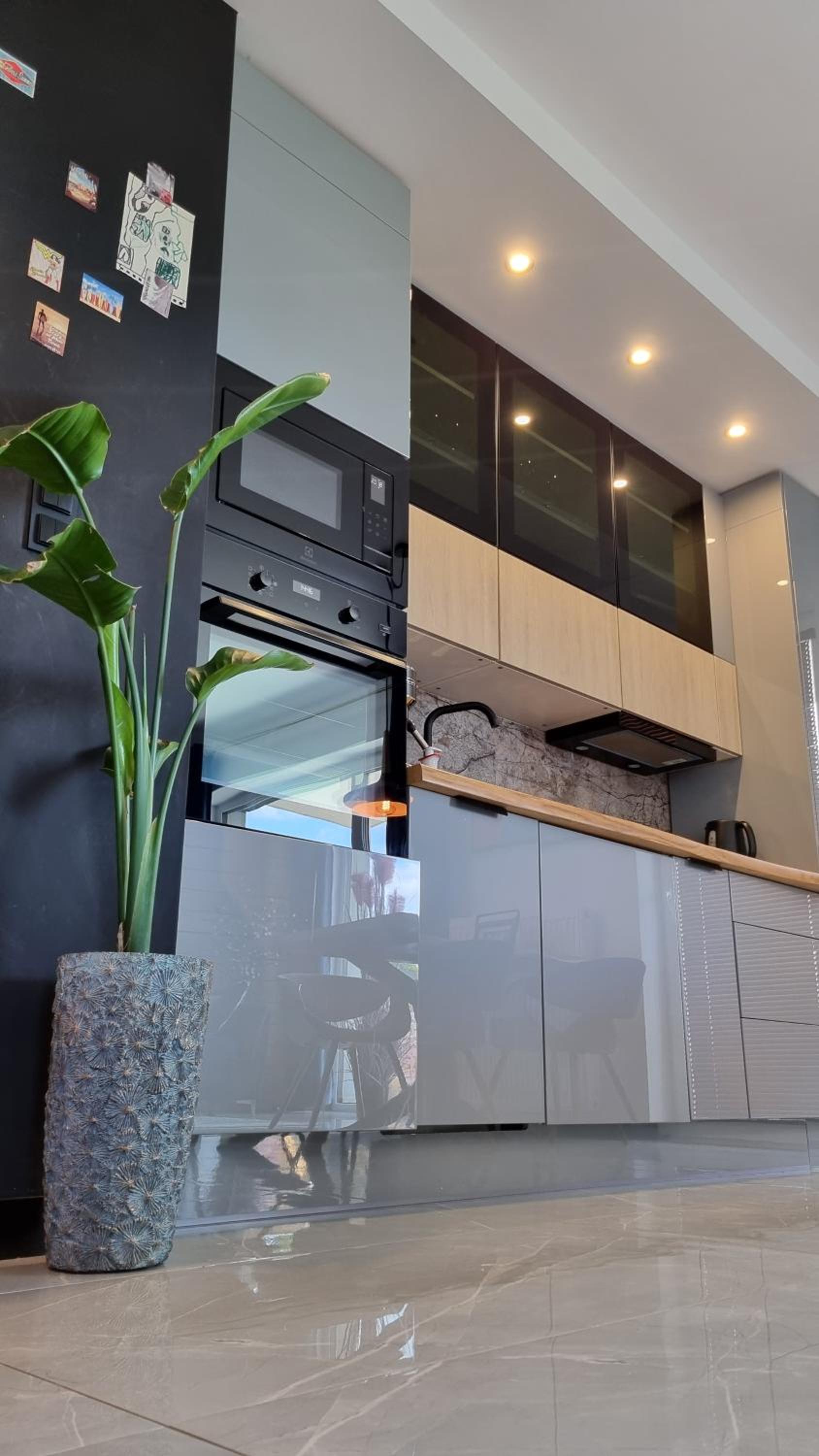 Two-Bedroom Apartment - Photo 22