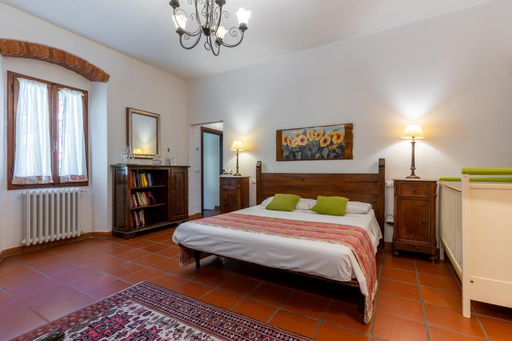 Apartment - Photo 2