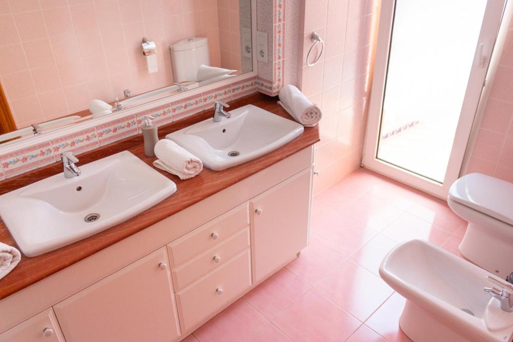 King Room with Balcony and Sea View