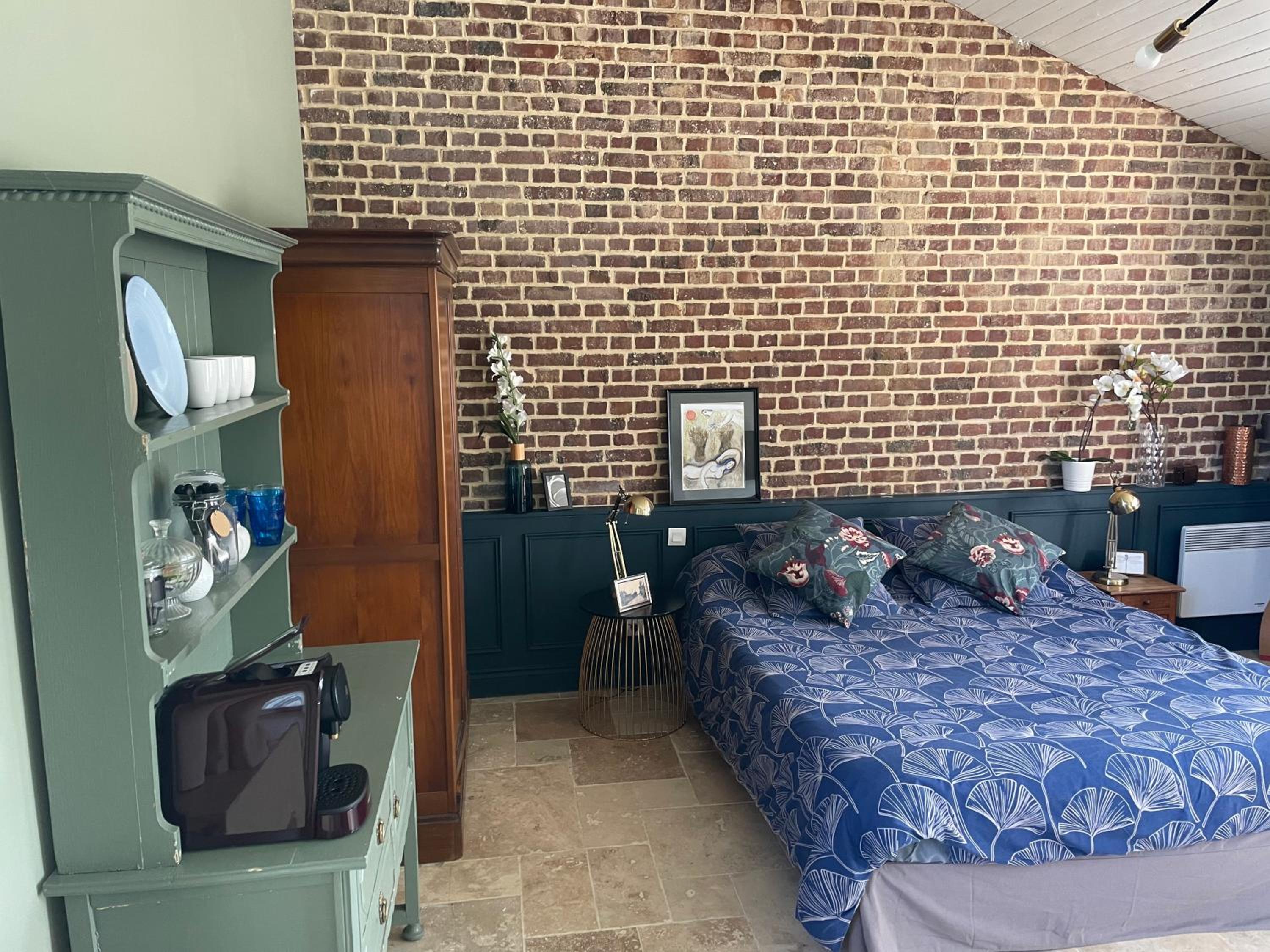 Double Room with Park View - Photo 4
