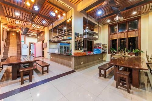 Villa photo 2