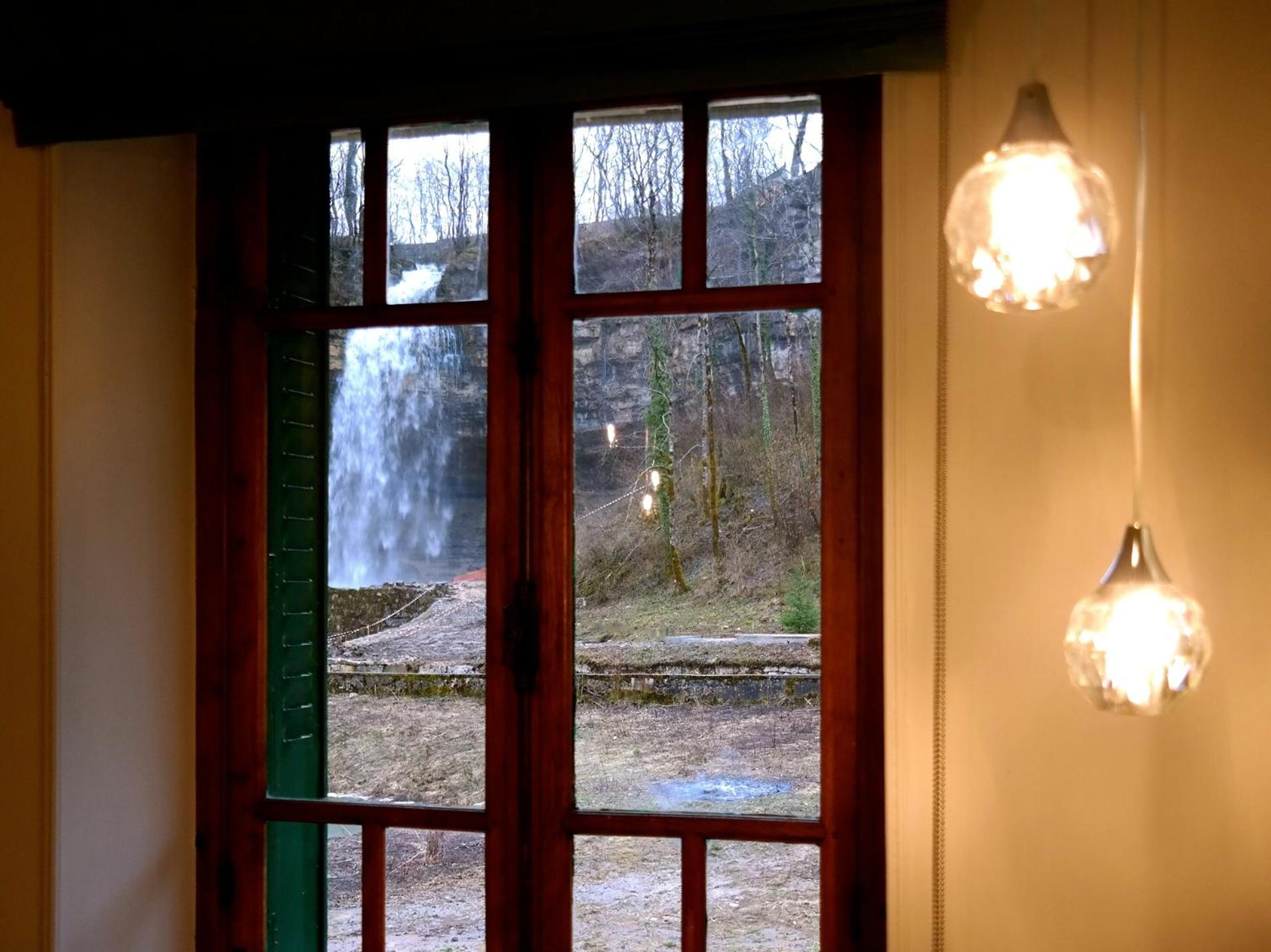 Water King Room with Waterfall View