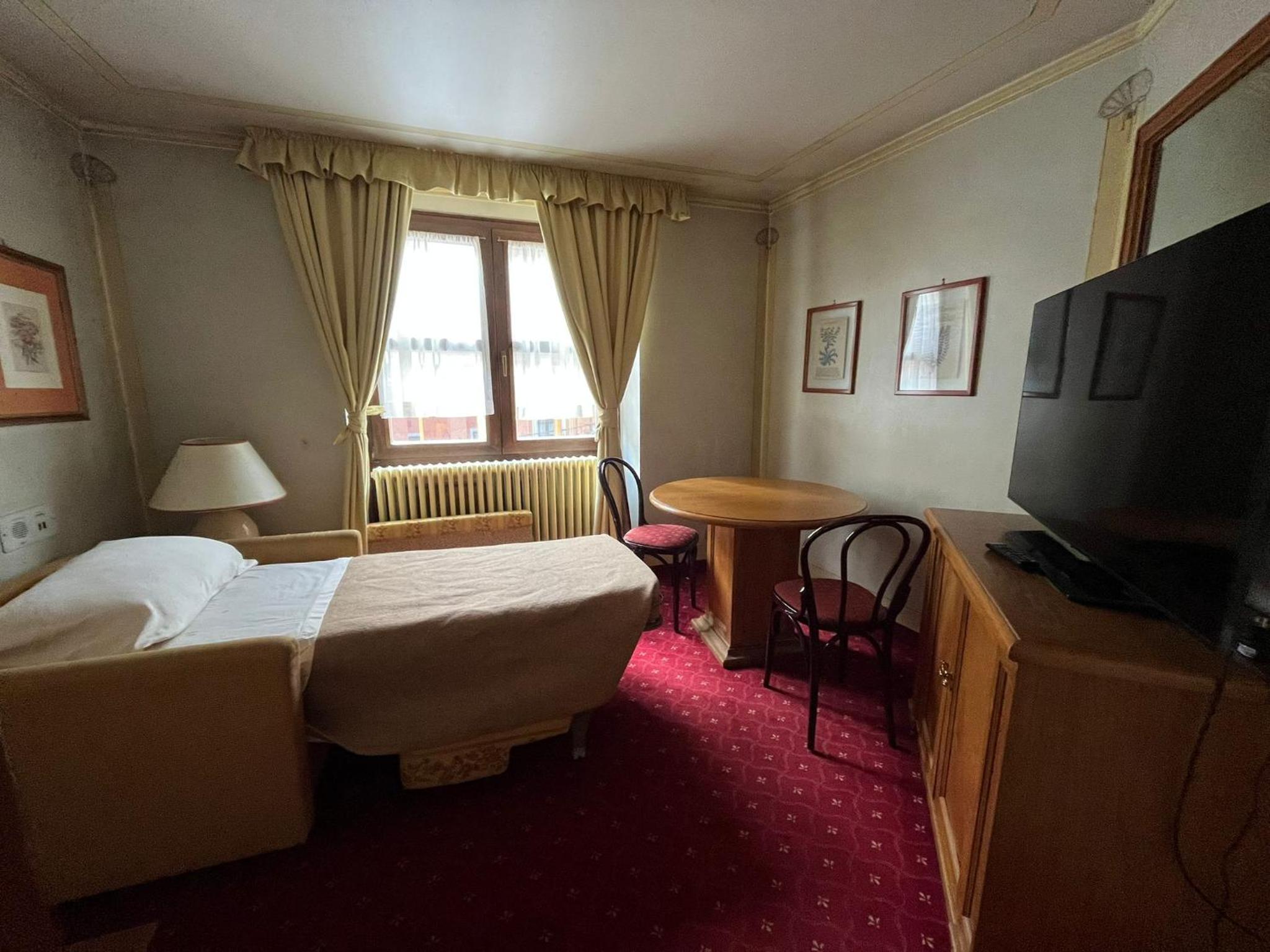 Comfort Room with Chair-bed photo 1