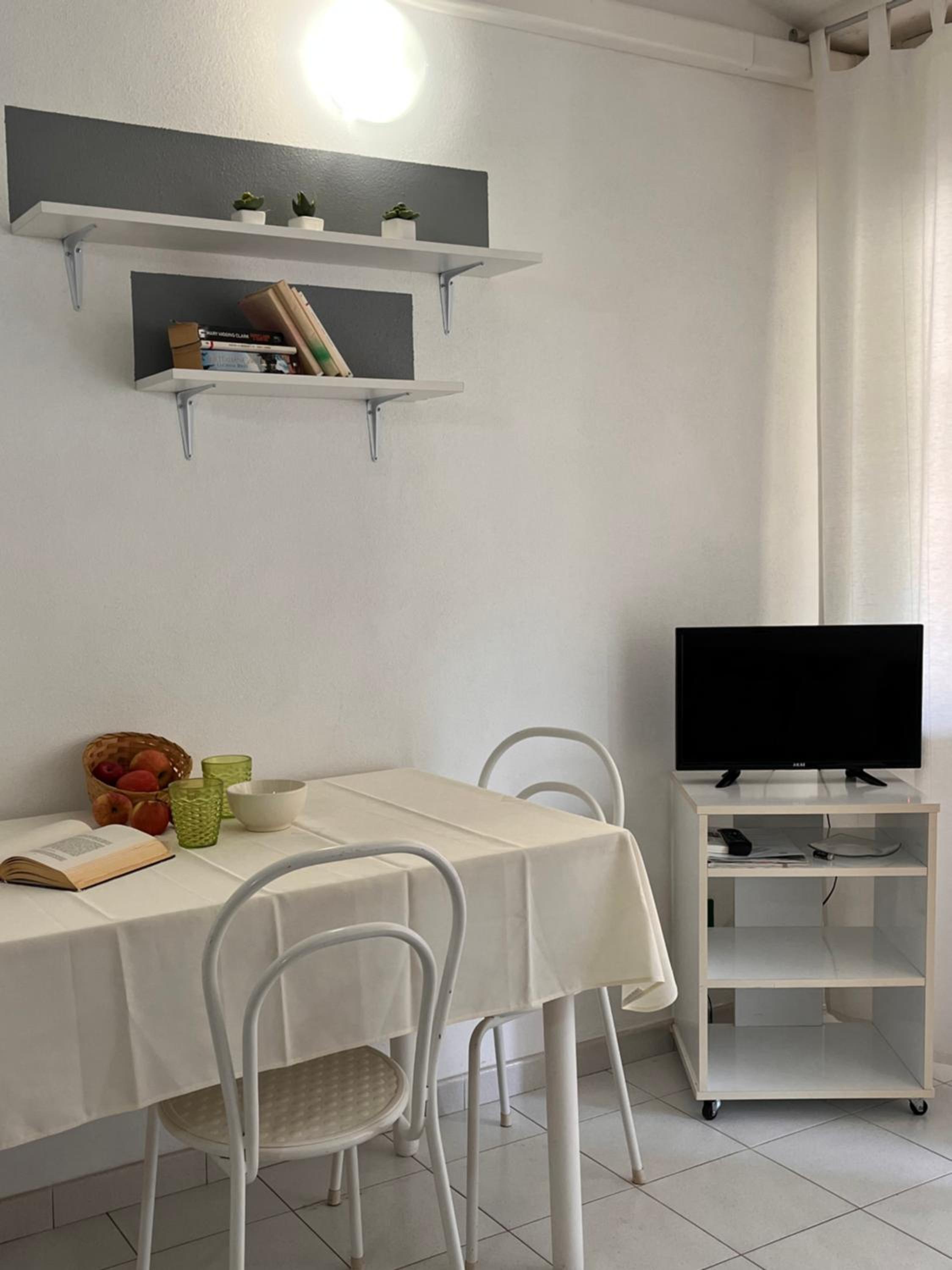 Two-Bedroom Apartment (3 Adults) photo 2