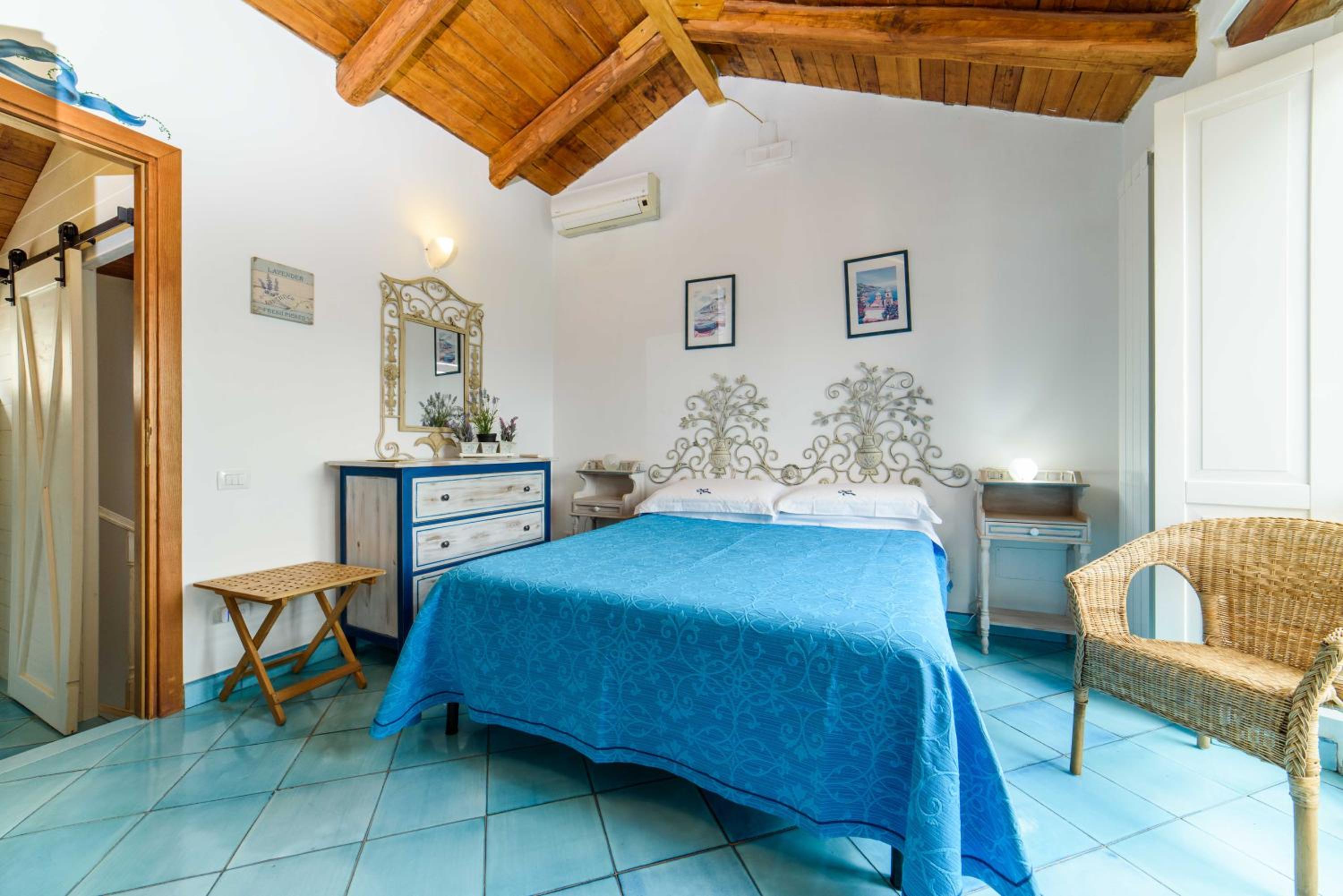 Triple Room with City View