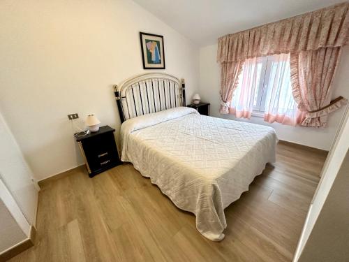 One-Bedroom Apartment - 2 Adults + 1 Child (10 years old)  photo 1