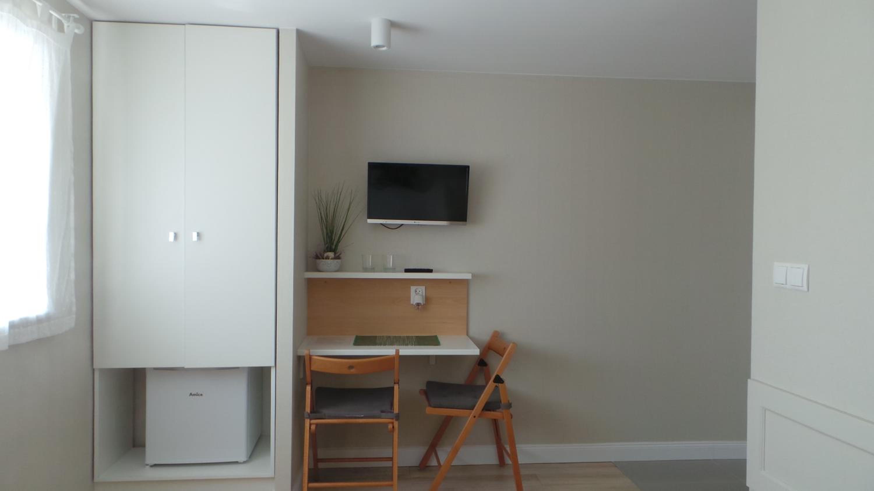 Double or Twin Room with Bathroom photo 2