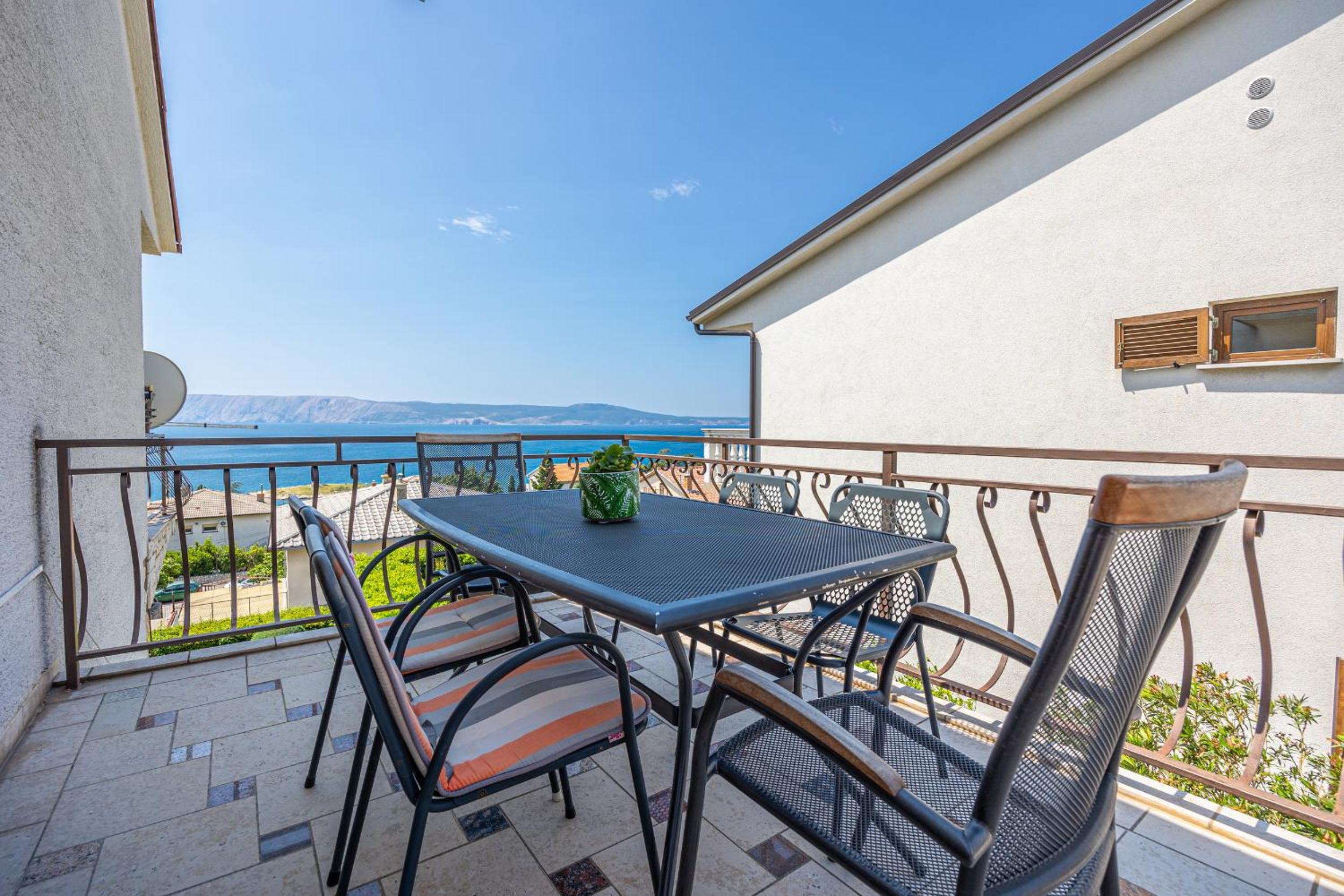 Apartment with Sea View