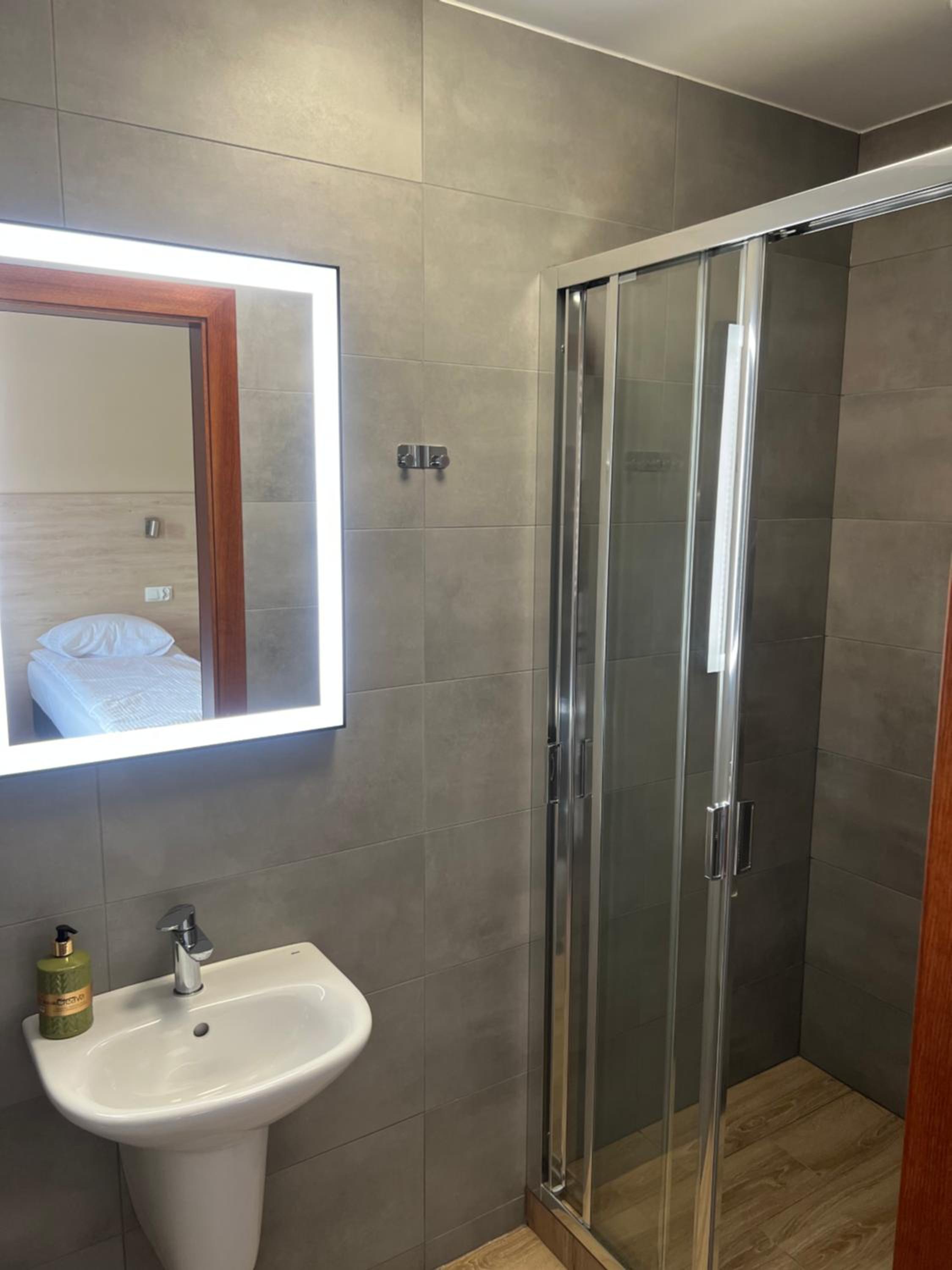 Double Room with Private Bathroom photo 3