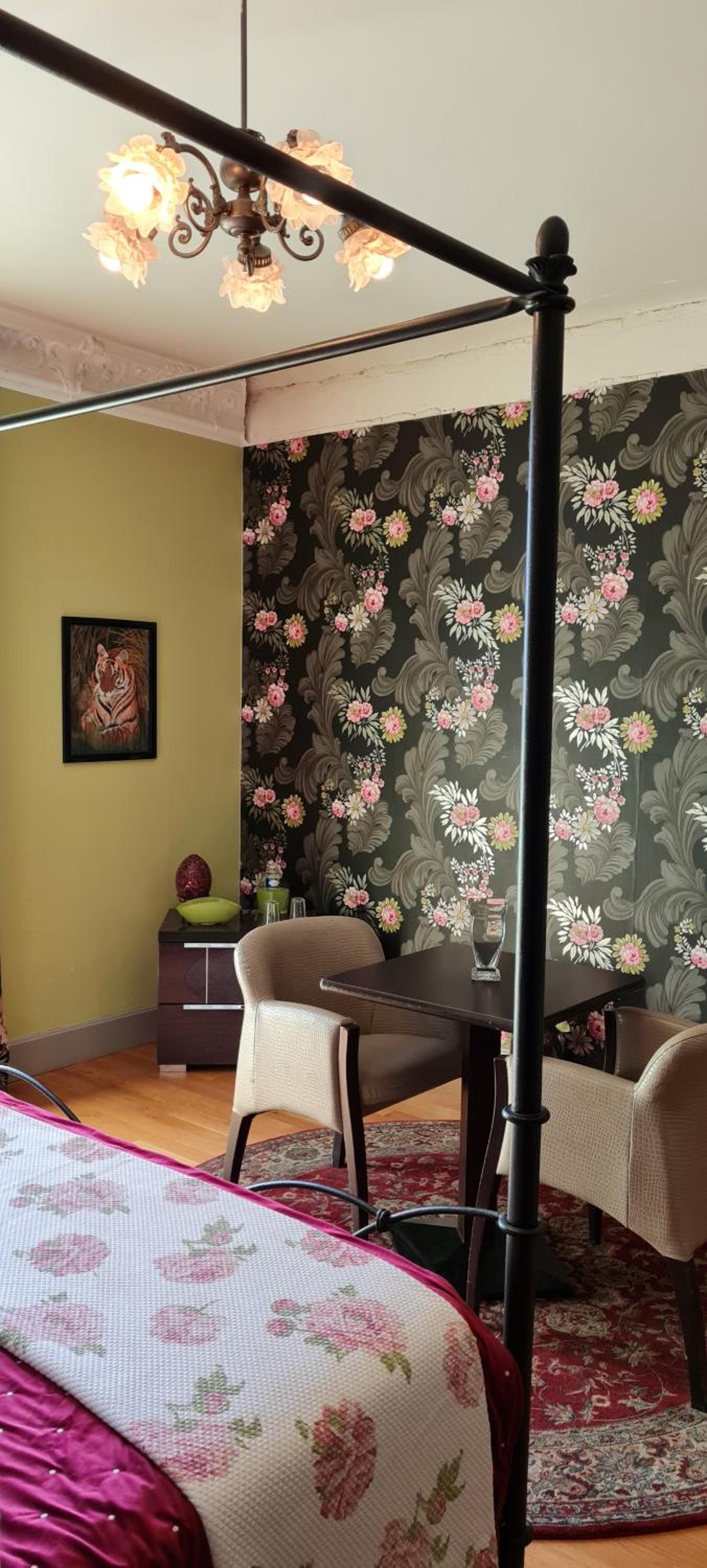 Deluxe Double Room with Shower photo 2