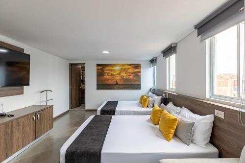 Superior Double Room with Two Double Beds photo 3