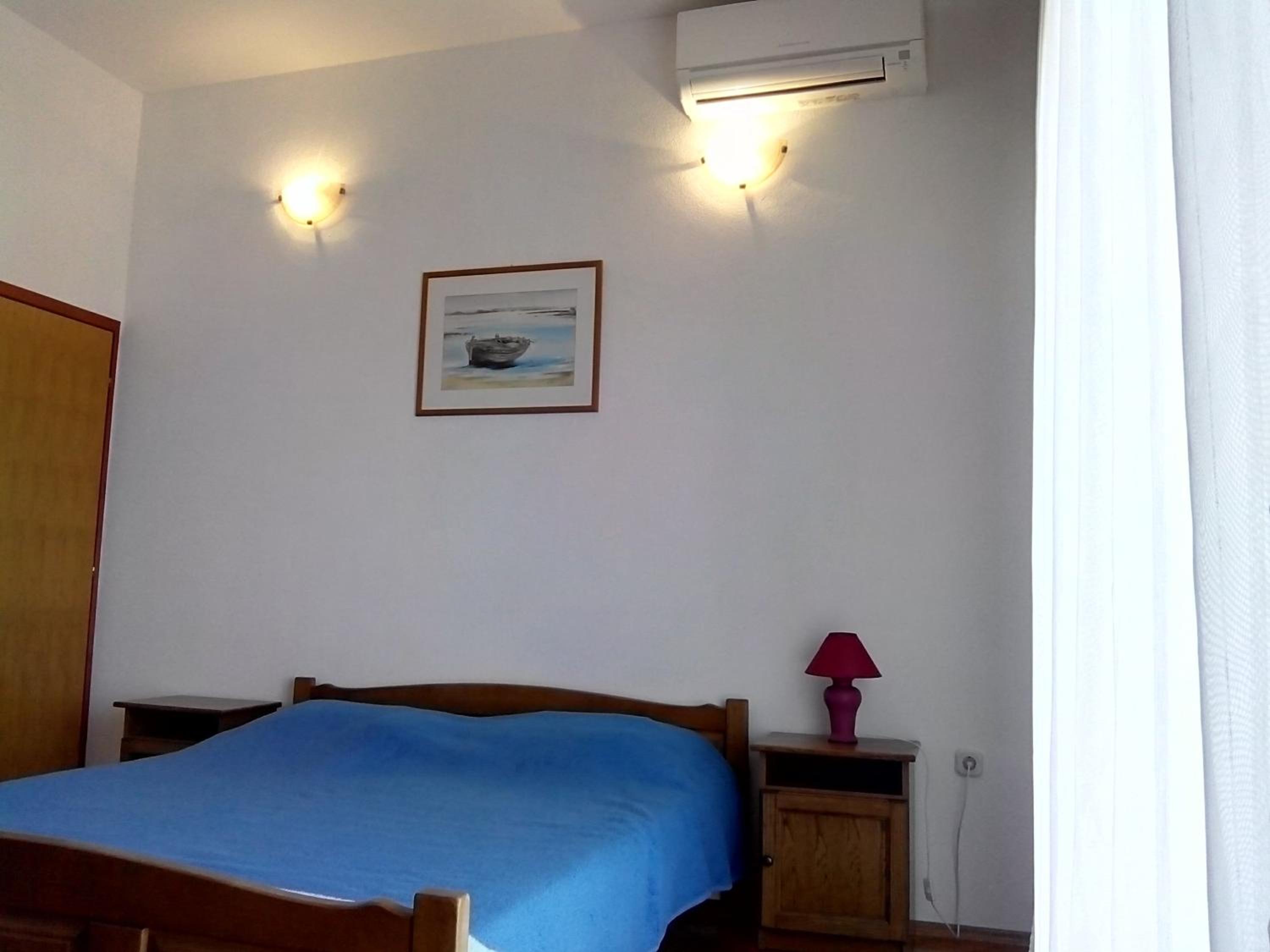 Studio Apartment photo 3