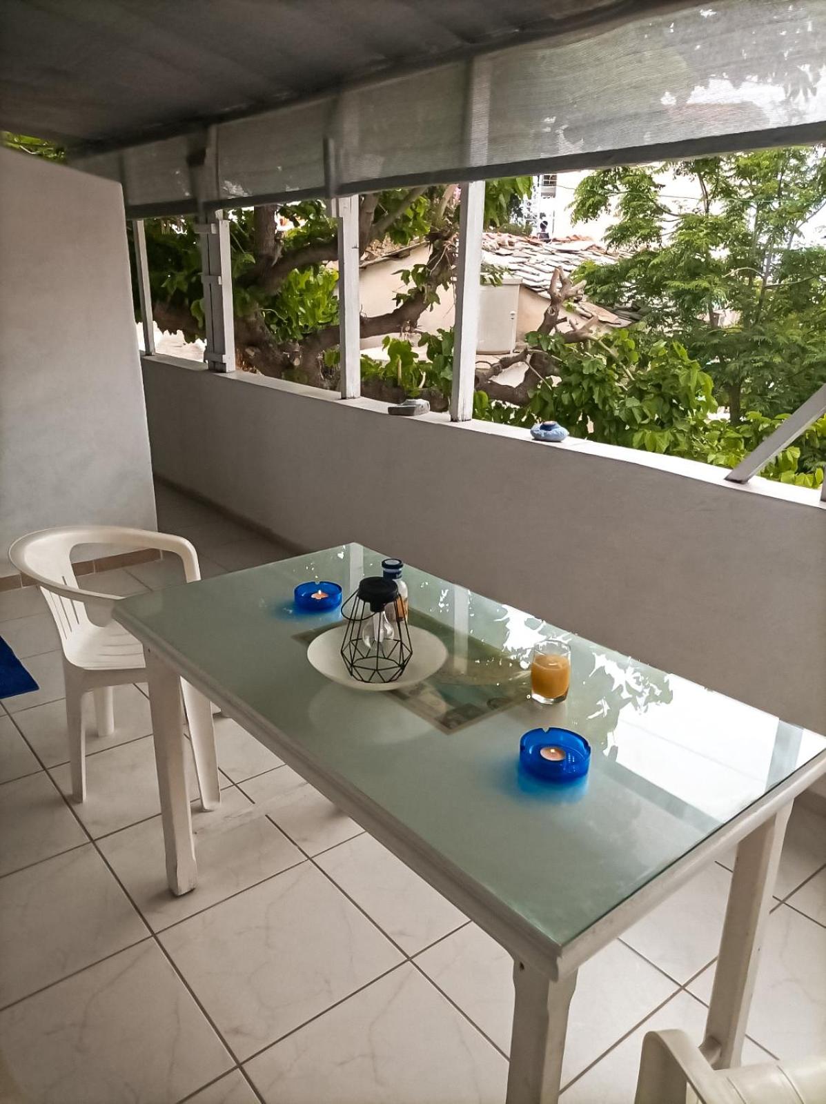 Studio Apartment with Sea View photo 2