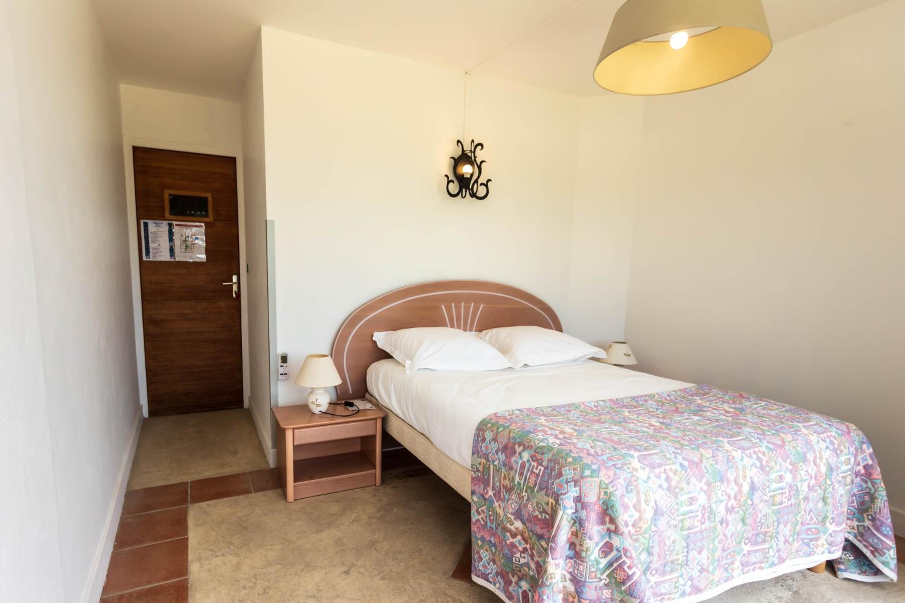 Three-Bedroom Suite photo 1