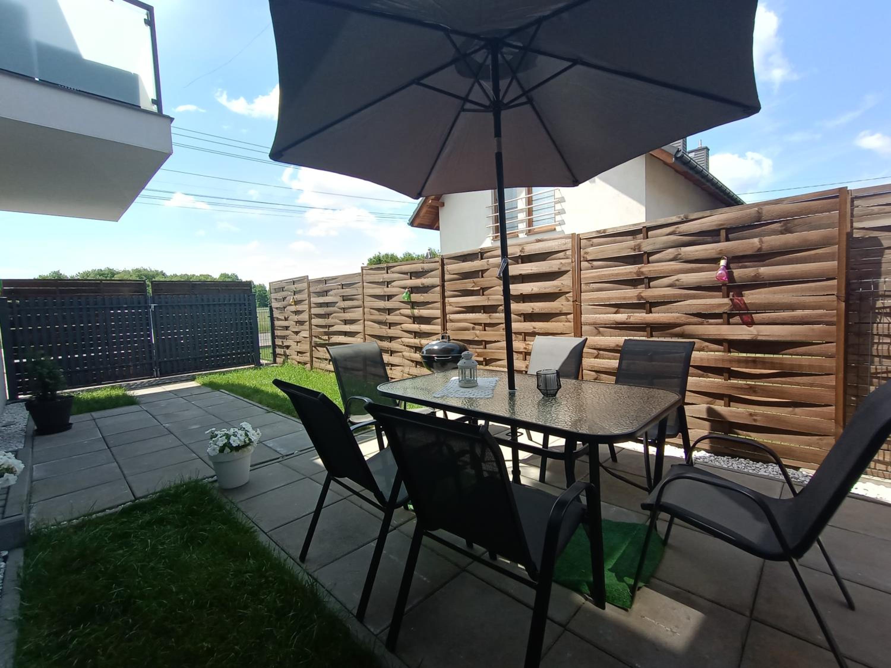 Apartment with Terrace - Photo 48
