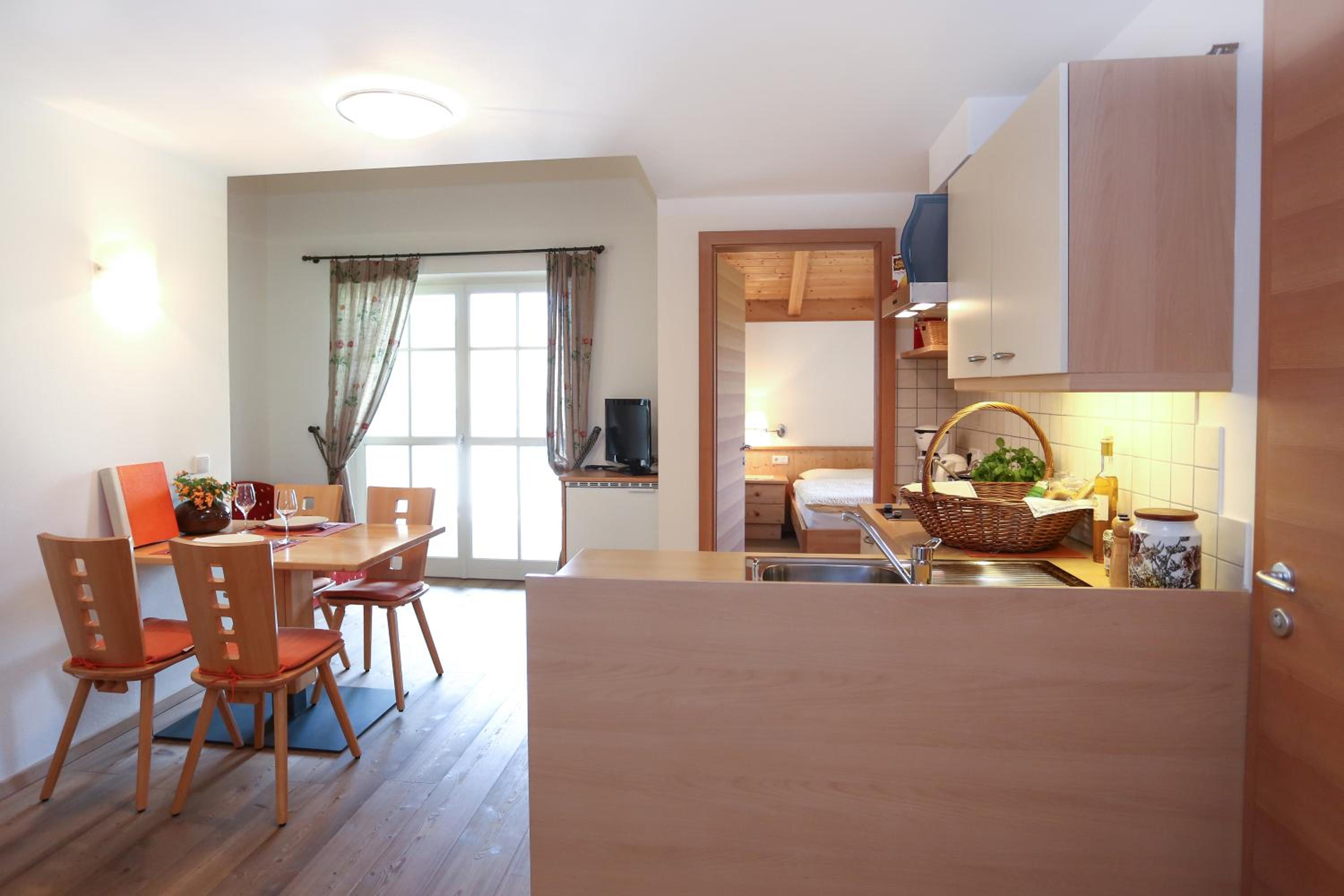 Apartment photo 1