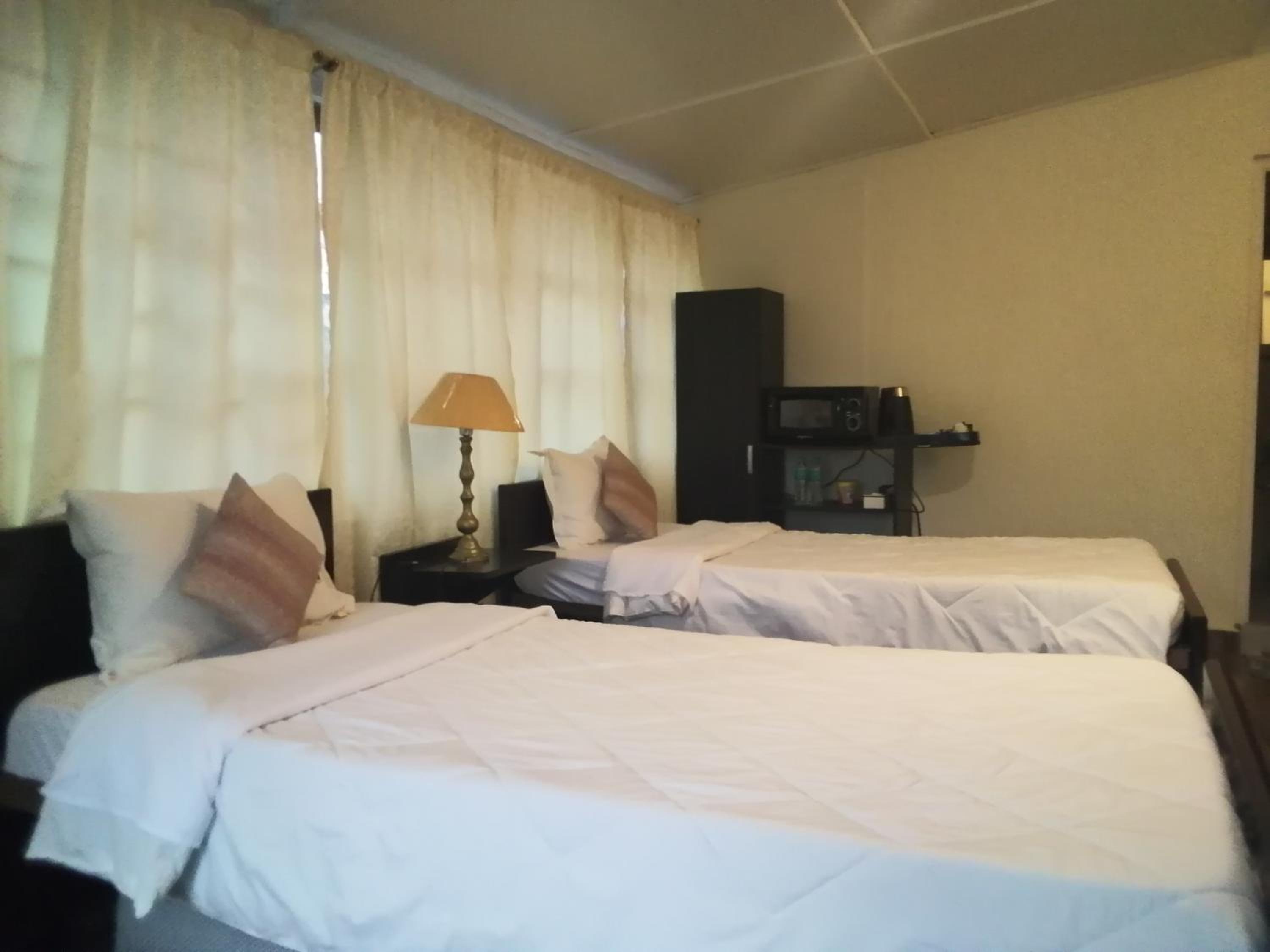 Twin Room with Garden View photo 2