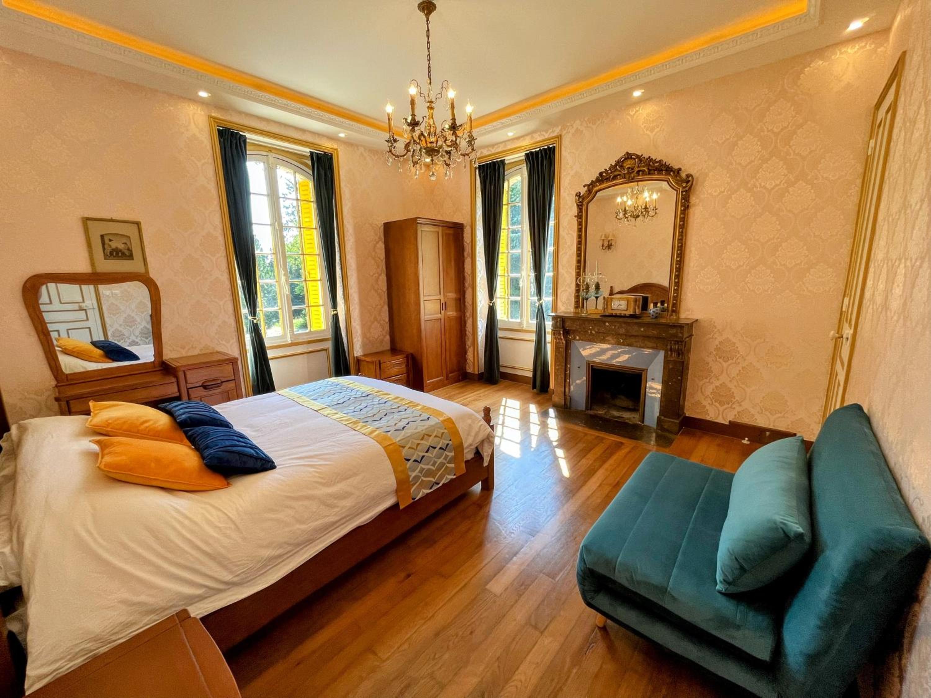 Triple Room with Private External Bathroom - Photo 1