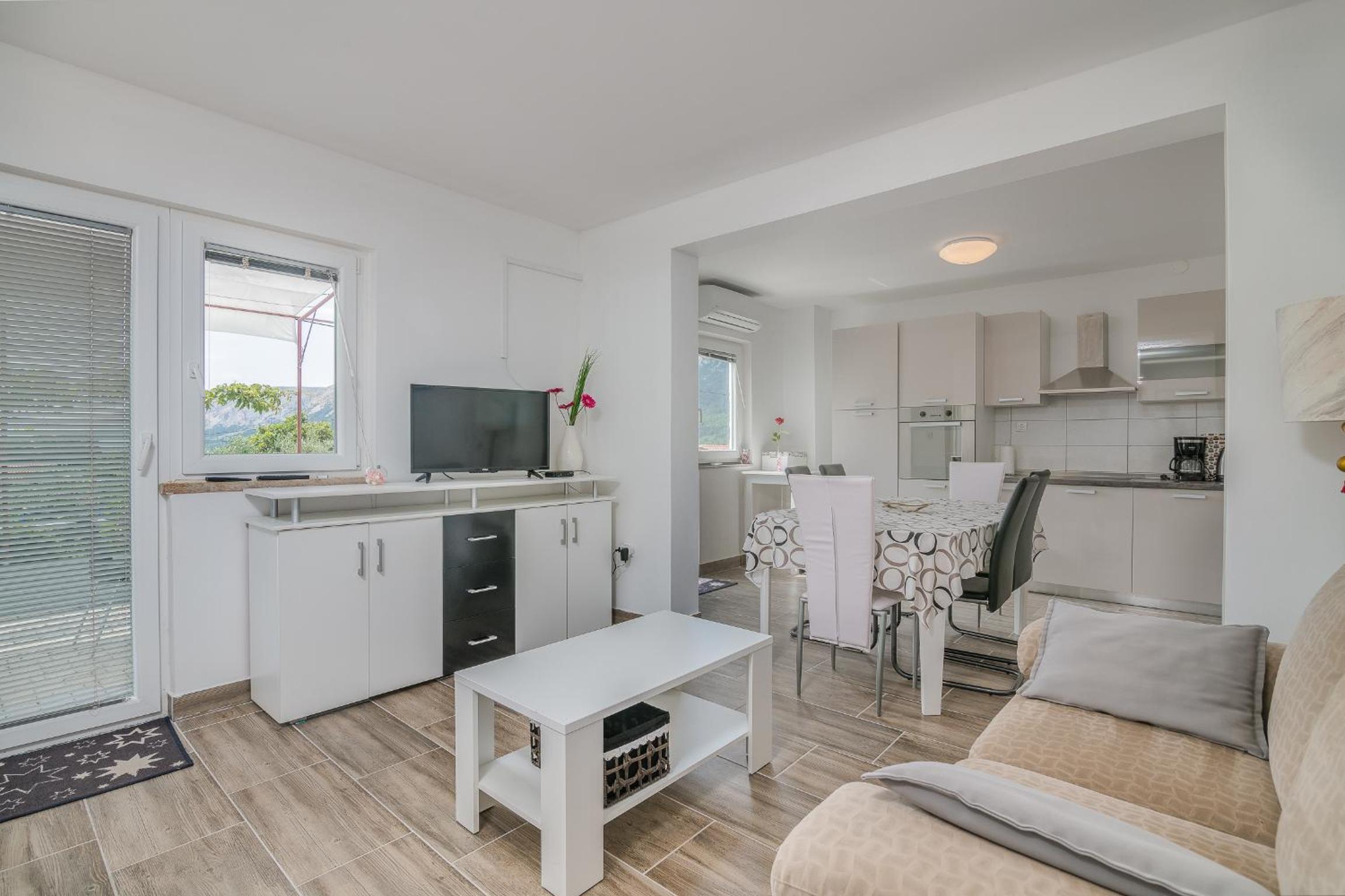 Apartment with Sea View