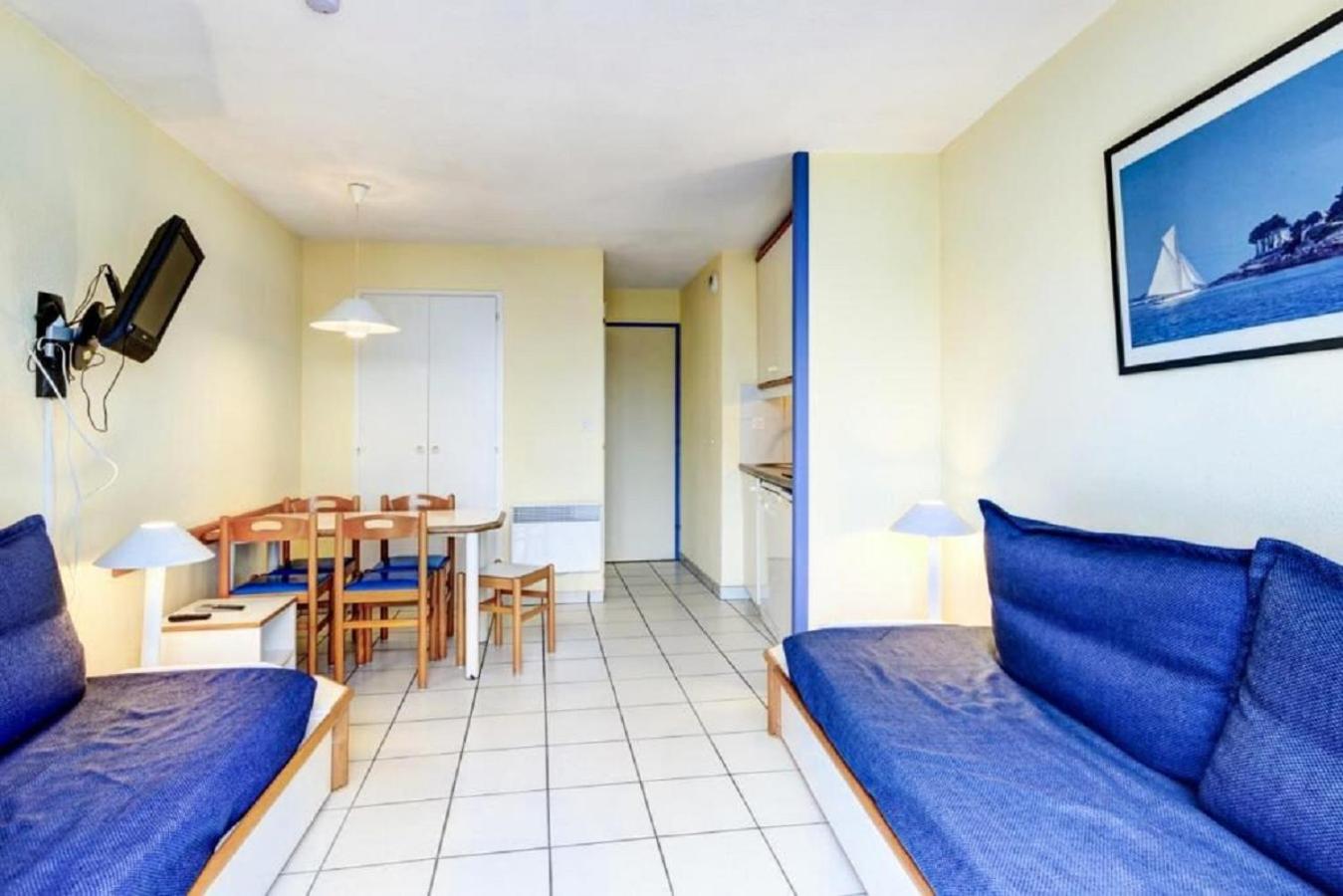 Comfort One-Bedroom Apartment (5 People)