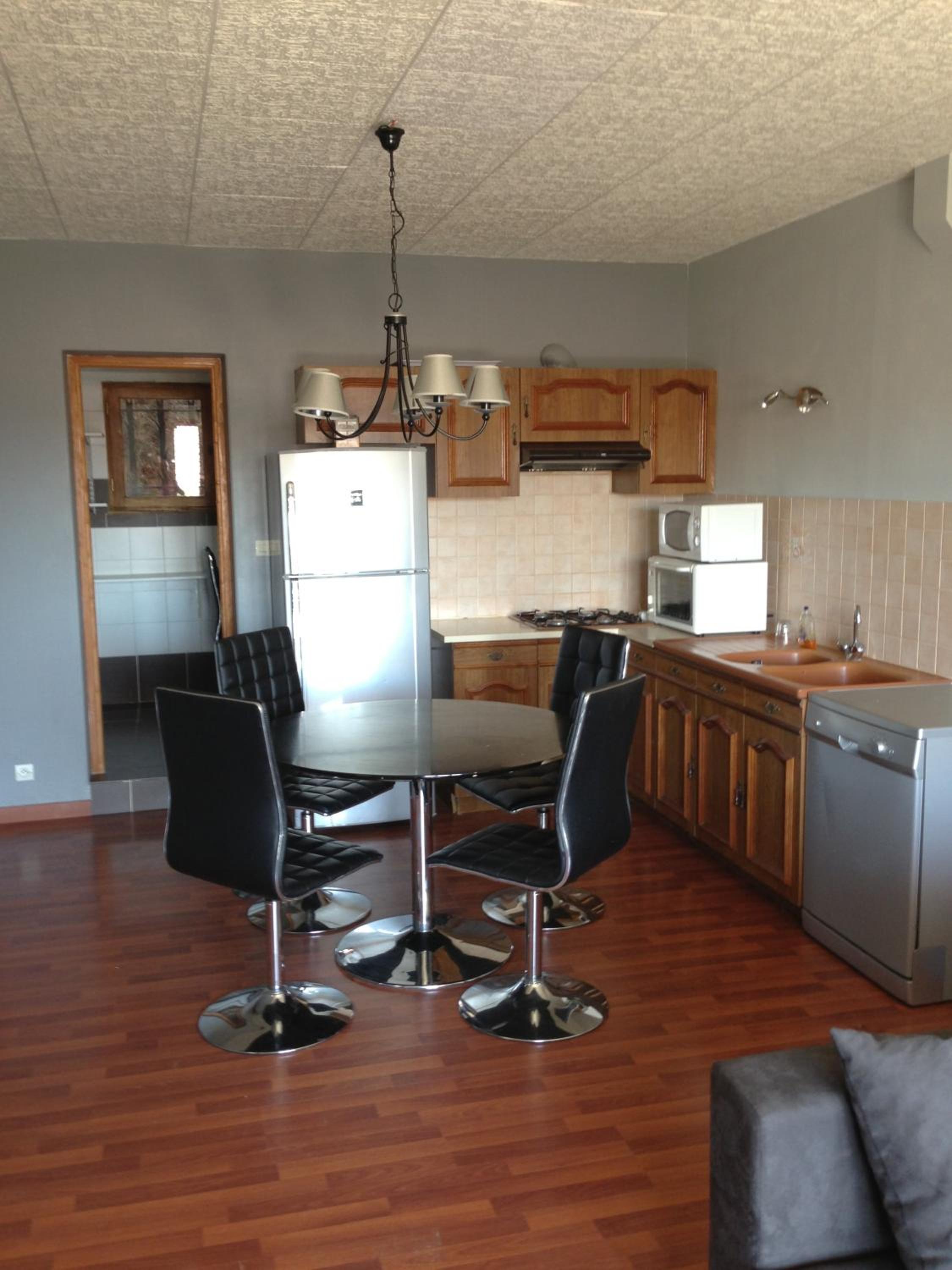 Apartment - Ground Floor photo 2