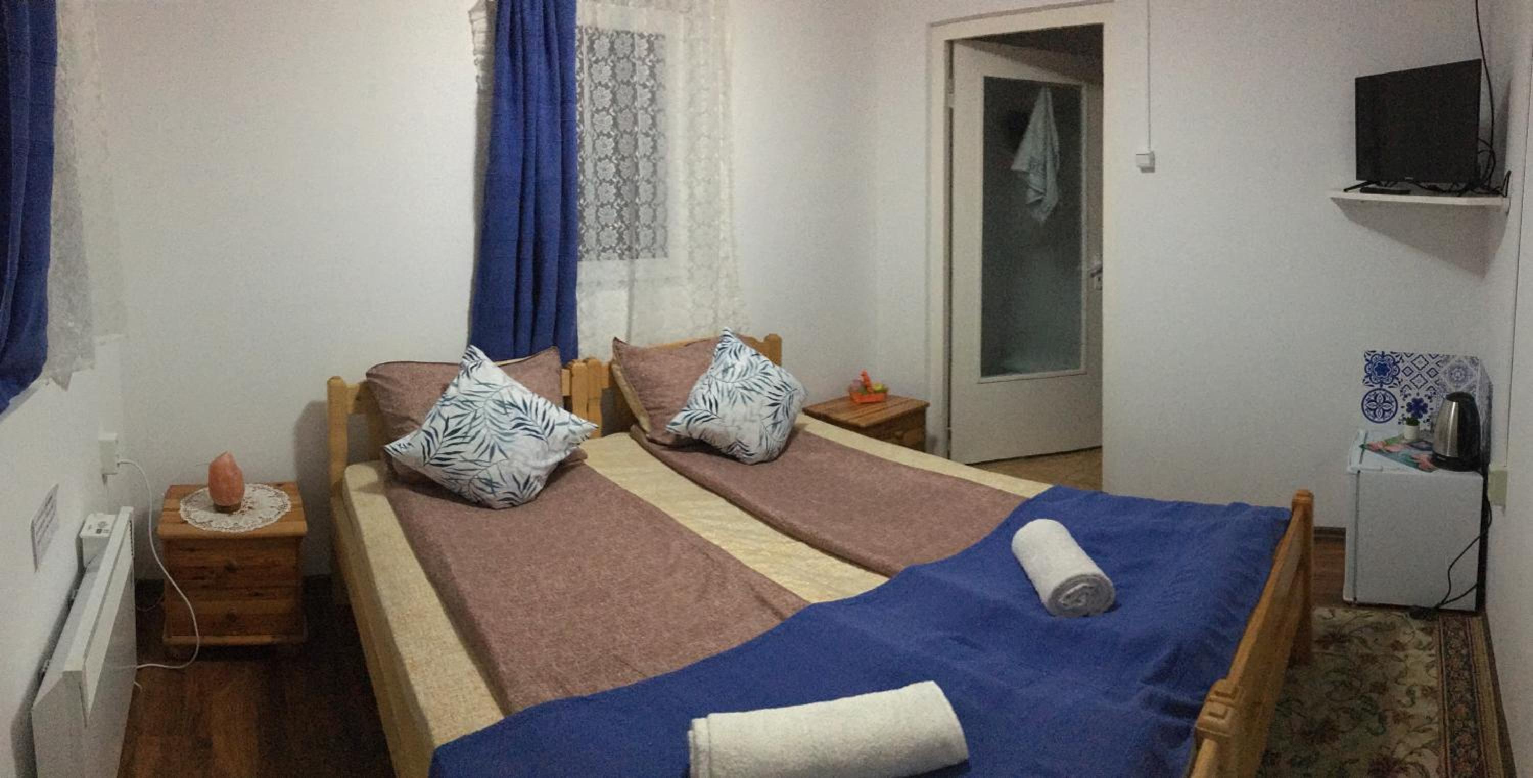 Double or Twin Room with Terrace - Photo 5
