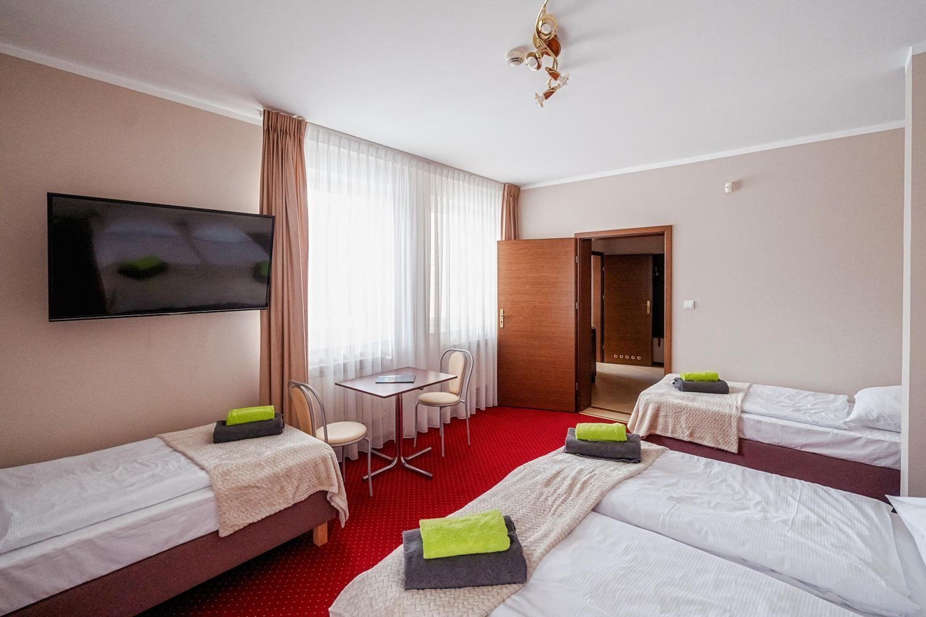 Quadruple Room with Terrace photo 2