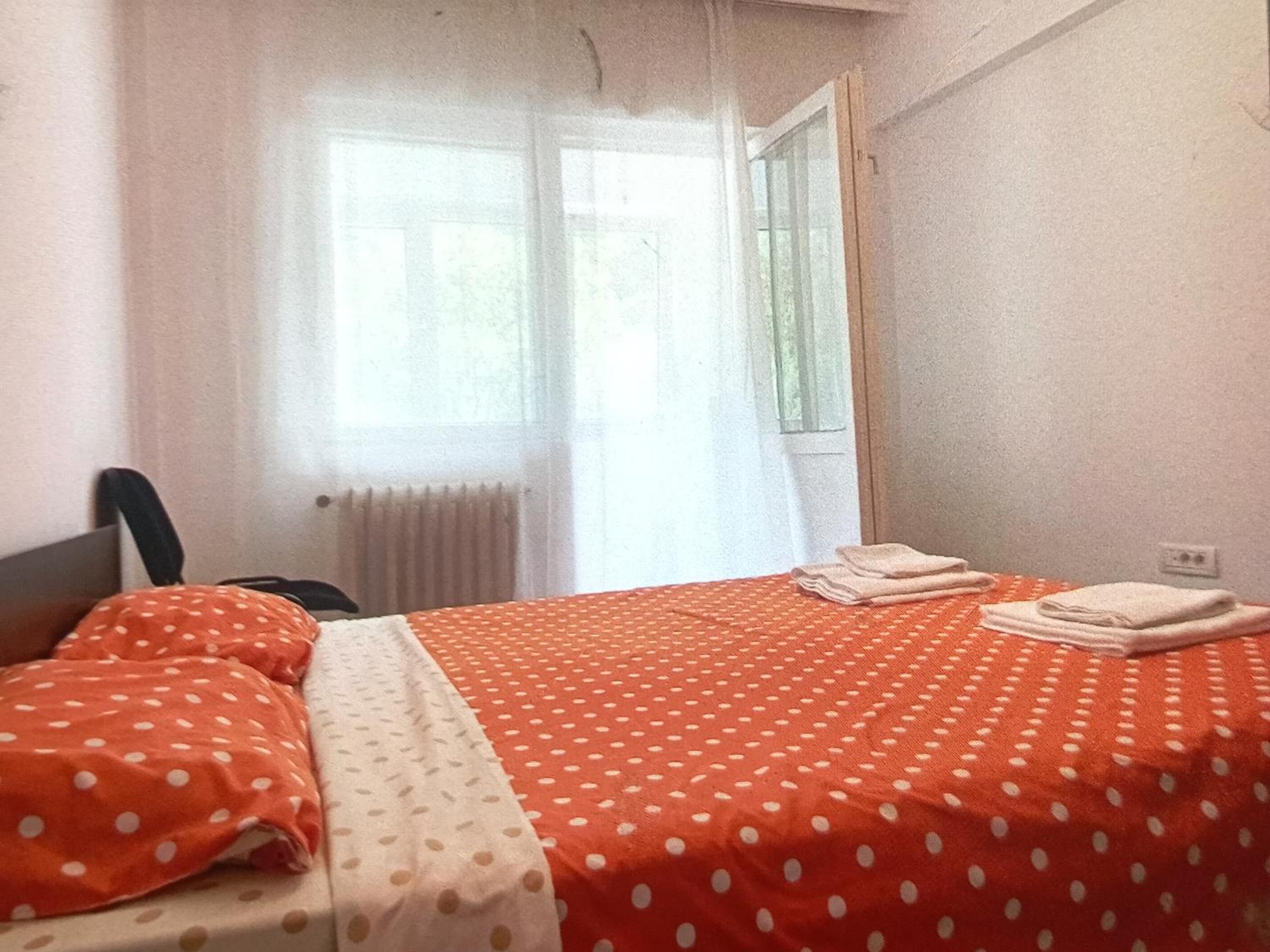 One-Bedroom Apartment - Photo 9