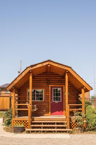 Deluxe Family Suite, Private Bath