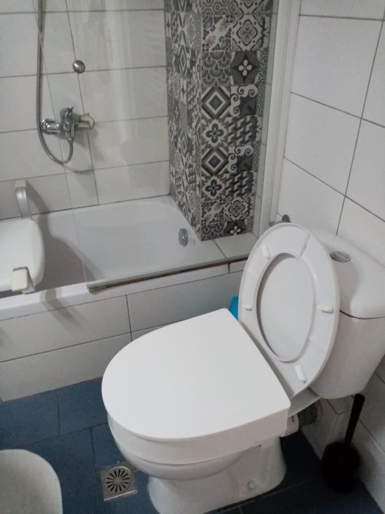 Apartment photo 2