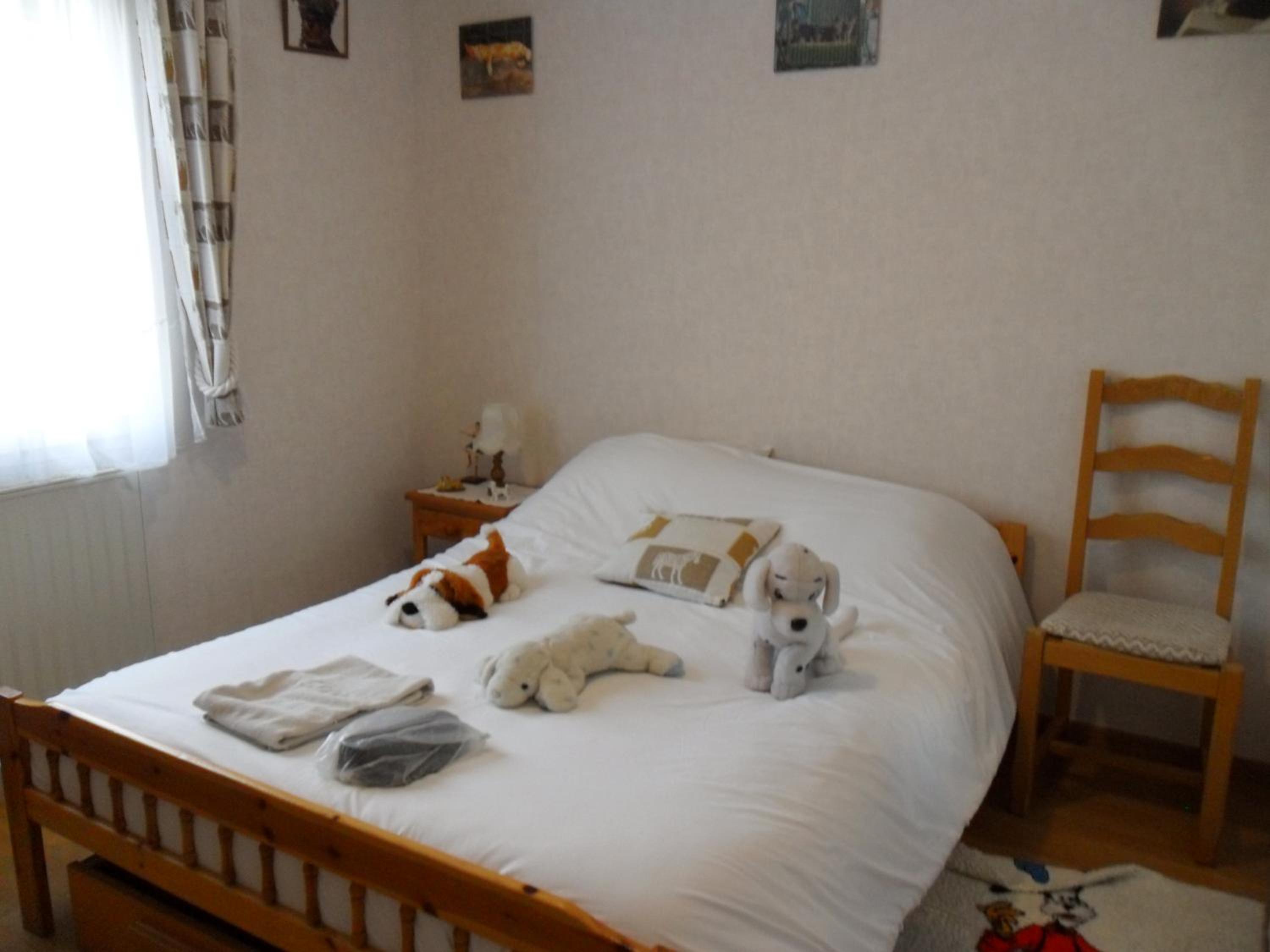 Standard Double Room with Shared Bathroom