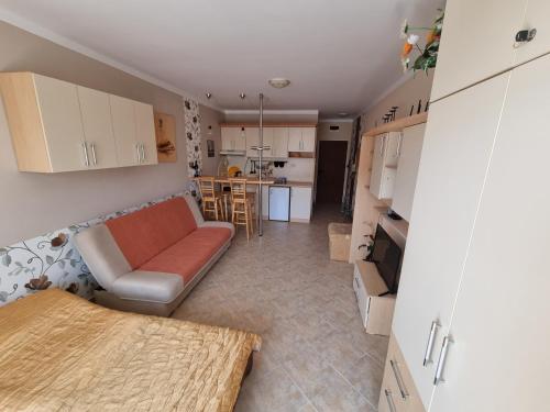 Quadruple Room with Balcony photo 2
