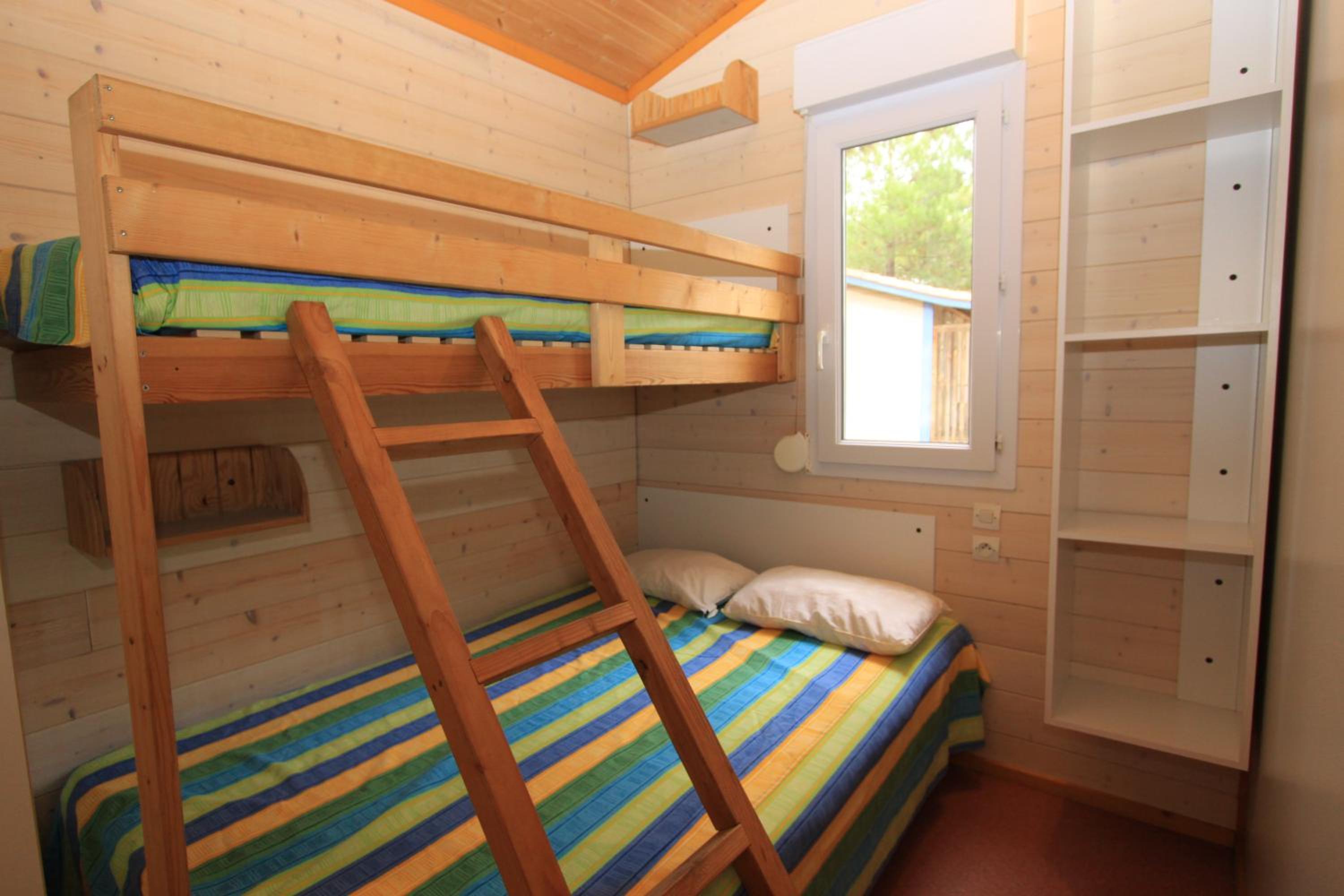 Two-Bedroom Chalet without Air Conditioning photo 2
