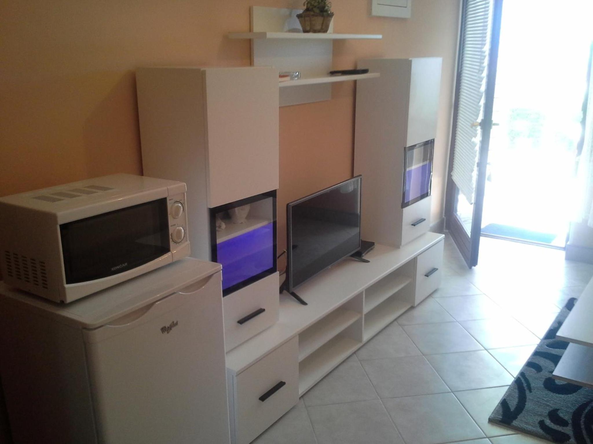 Apartment - Ground Floor photo 2
