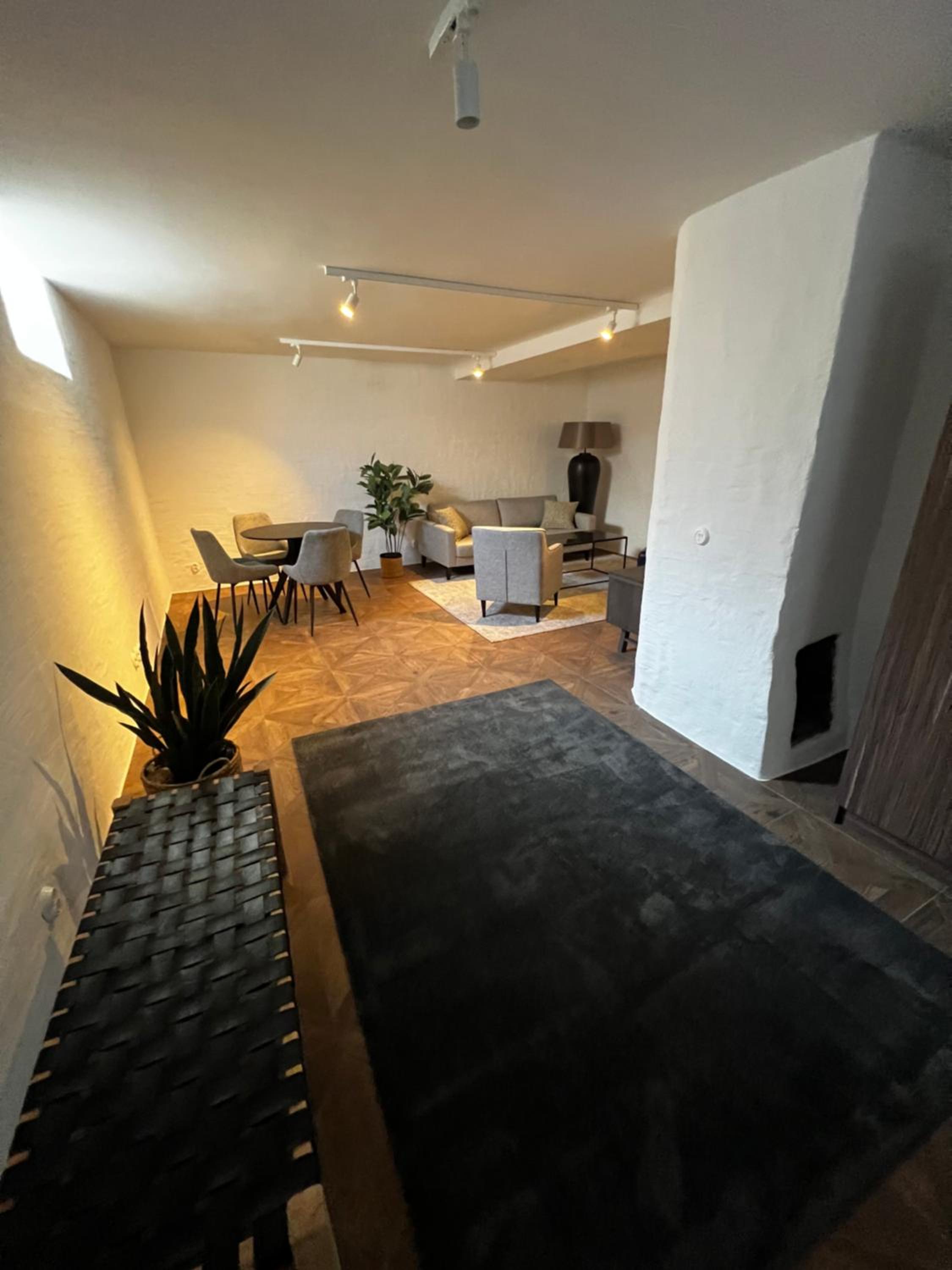 Apartment - Ground Floor photo 2