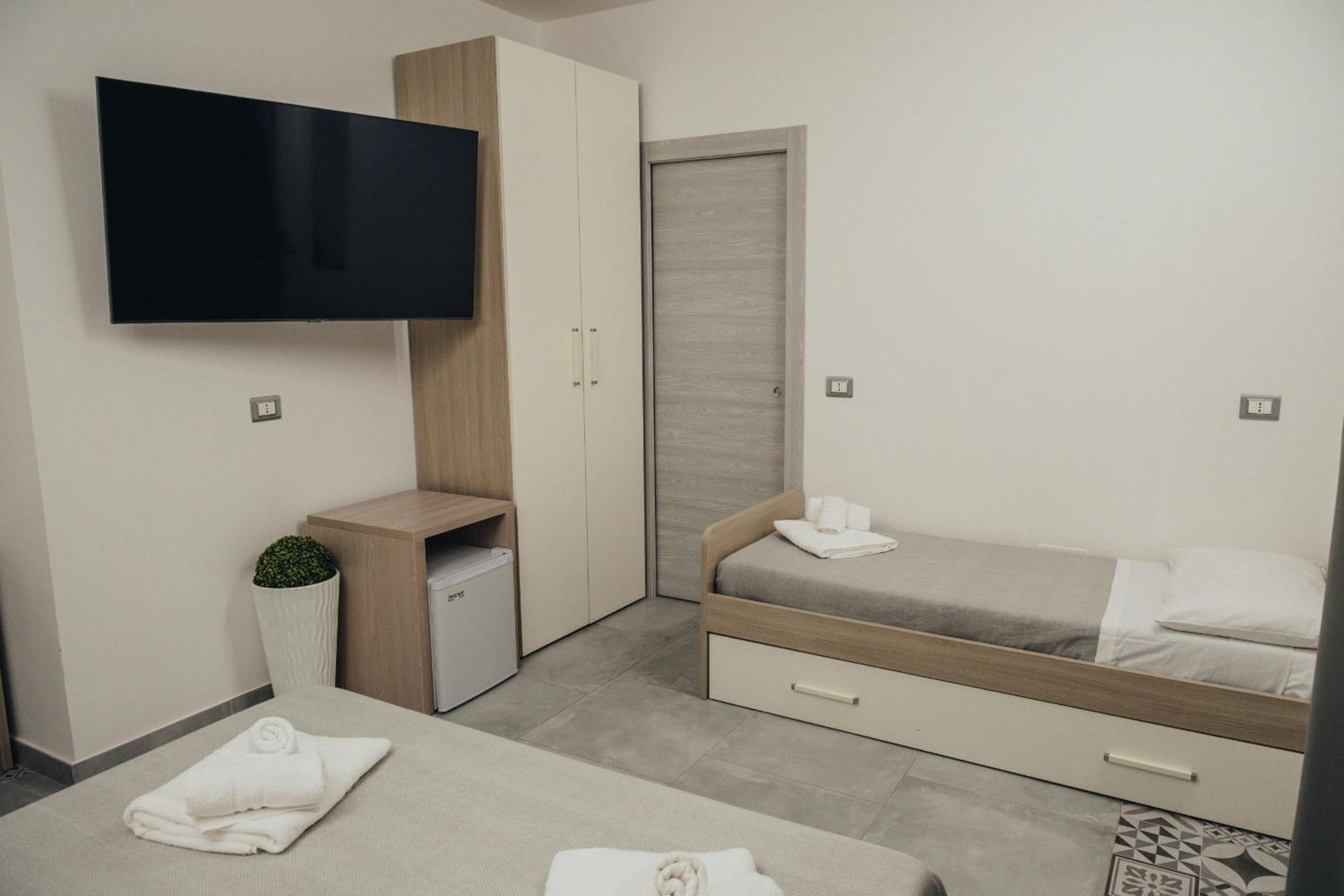 Luxury Triple Room - Photo 2