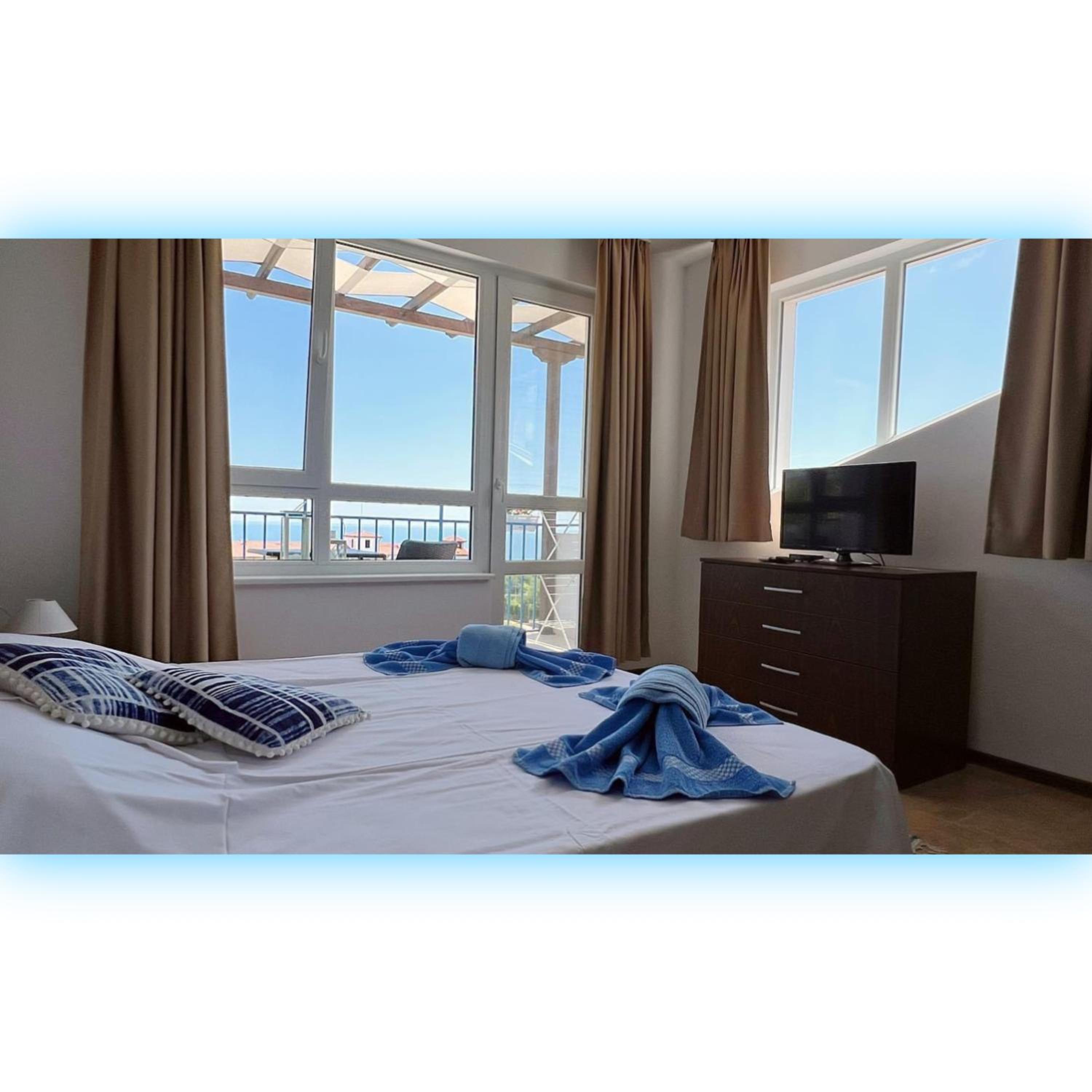 Studio Apartment with Sea View